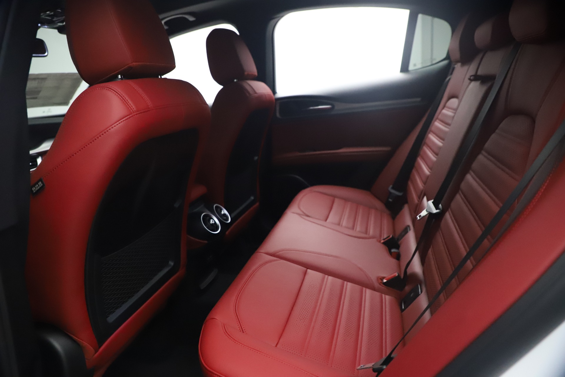 New 2021 Alfa Romeo Stelvio Ti Sport Q4 | St. Petersburg, FL