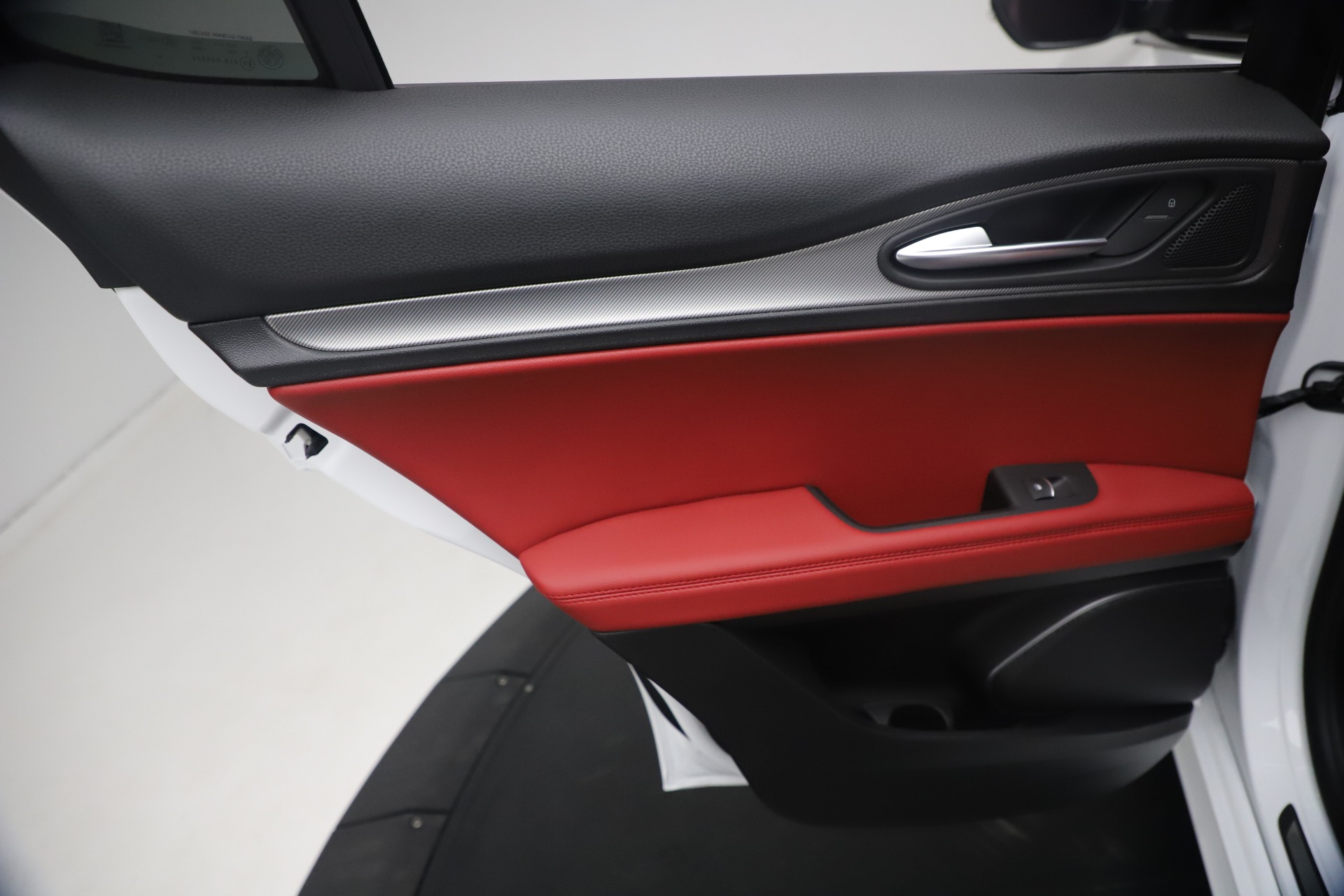 New 2021 Alfa Romeo Stelvio Ti Sport Q4 | St. Petersburg, FL
