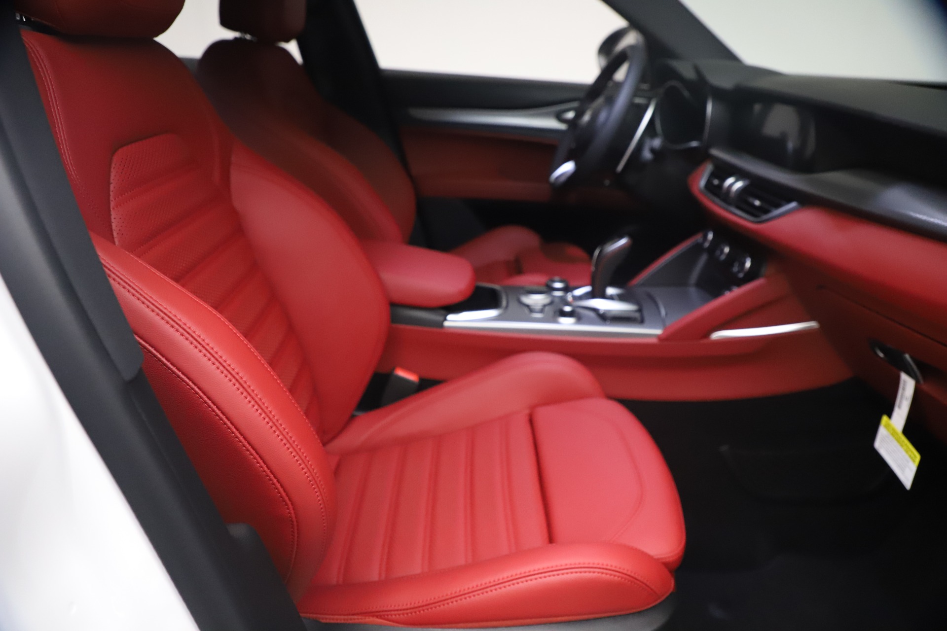 New 2021 Alfa Romeo Stelvio Ti Sport Q4 | St. Petersburg, FL