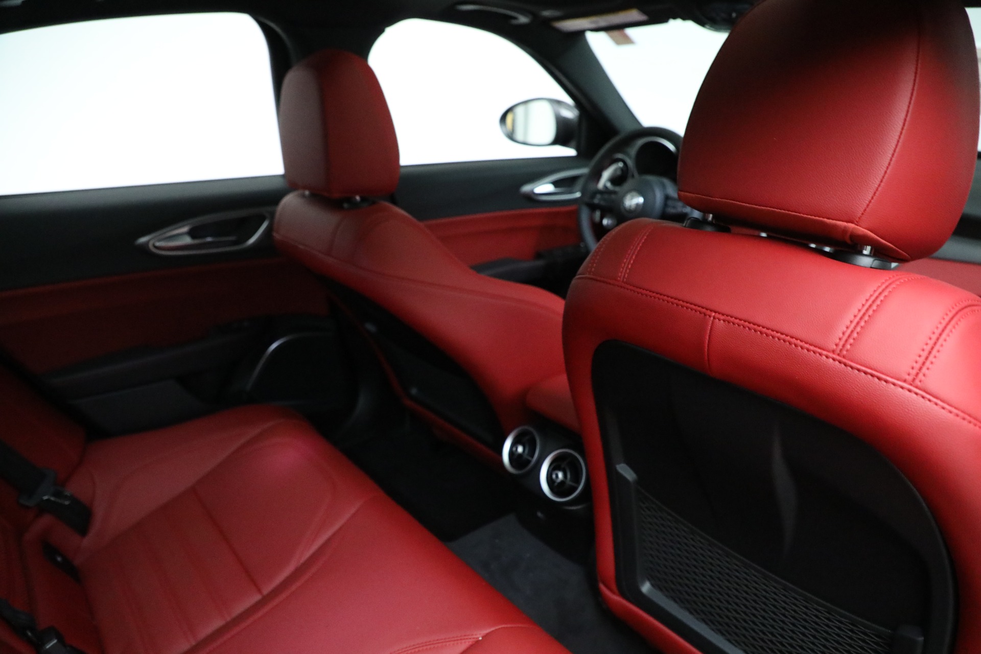 New 2021 Alfa Romeo Giulia Ti Sport Q4 | St. Petersburg, FL