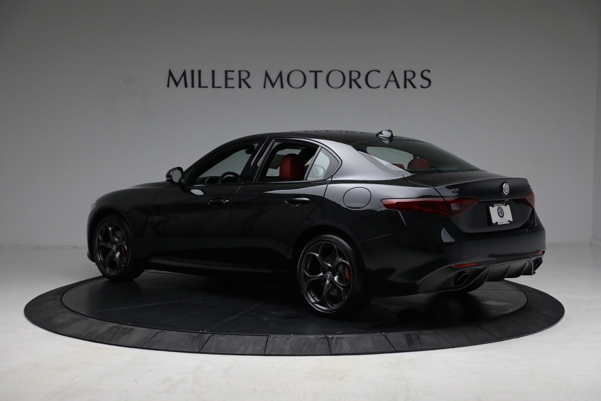 New 2021 Alfa Romeo Giulia Ti Sport Q4 | St. Petersburg, FL