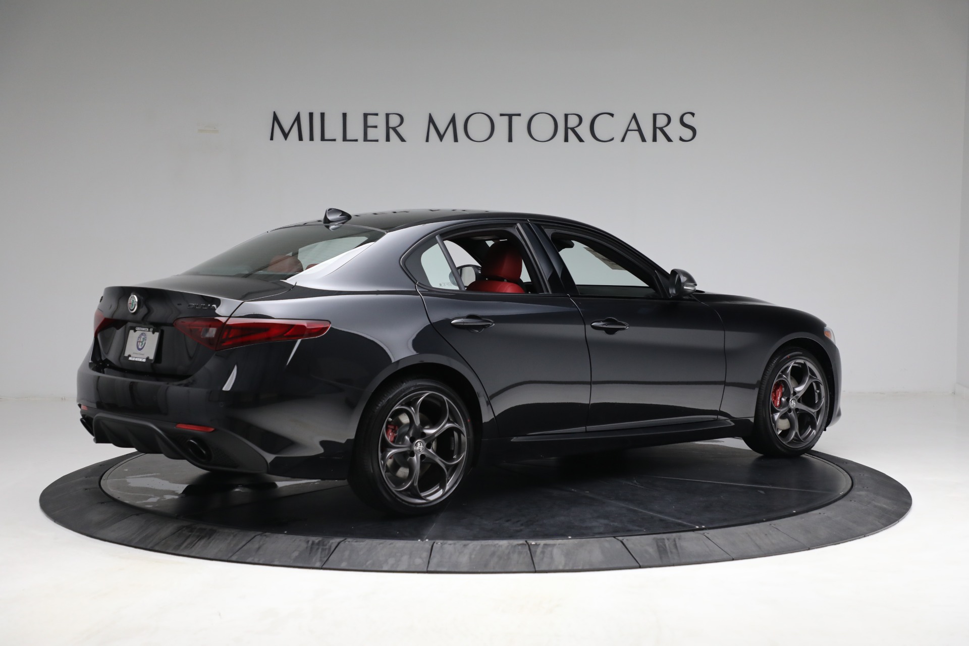 New 2021 Alfa Romeo Giulia Ti Sport Q4 | St. Petersburg, FL