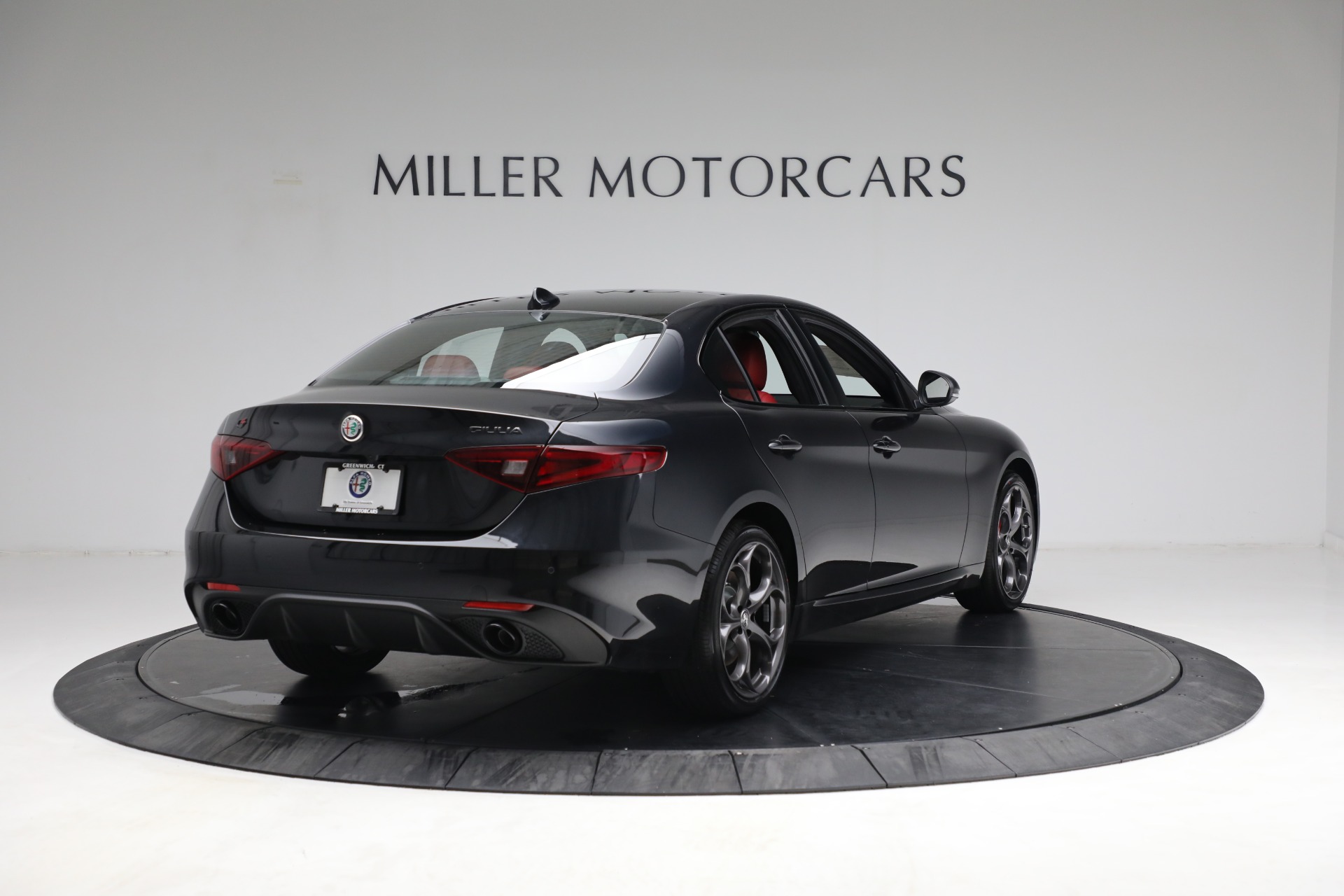 New 2021 Alfa Romeo Giulia Ti Sport Q4 | St. Petersburg, FL
