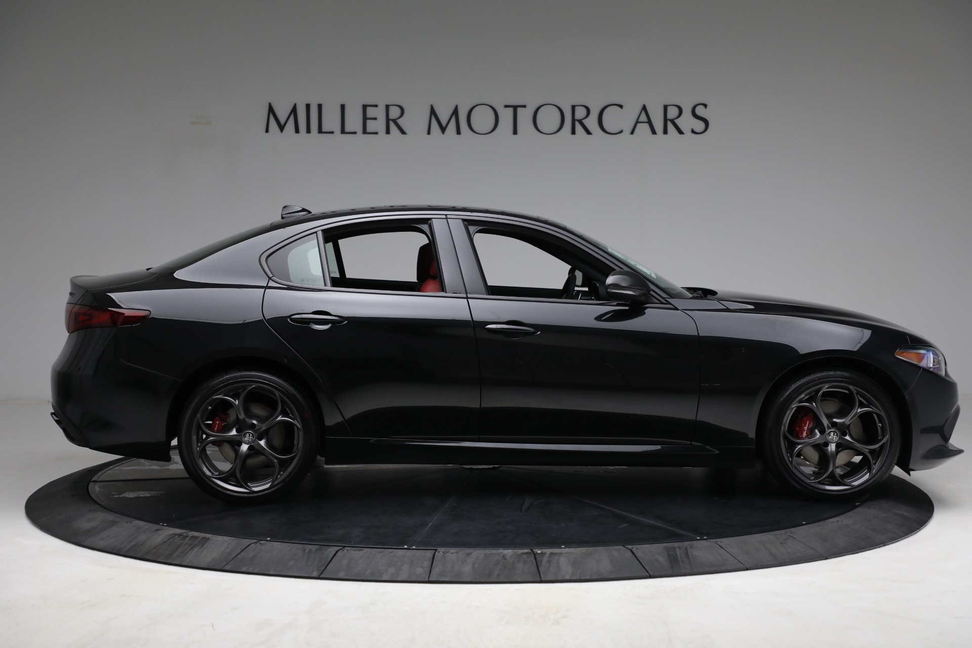 New 2021 Alfa Romeo Giulia Ti Sport Q4 | St. Petersburg, FL