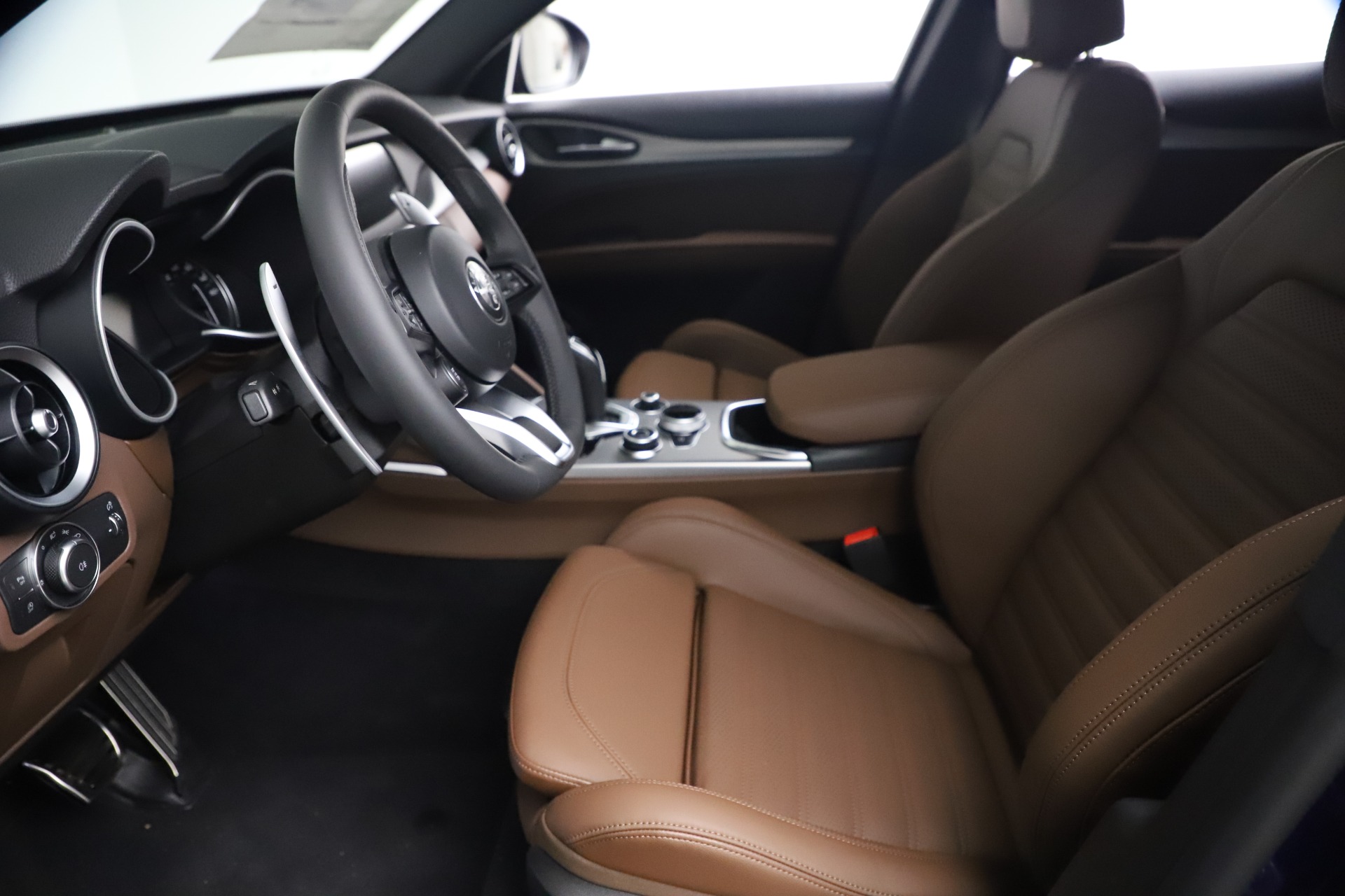 New 2021 Alfa Romeo Stelvio Ti Sport Q4 | St. Petersburg, FL