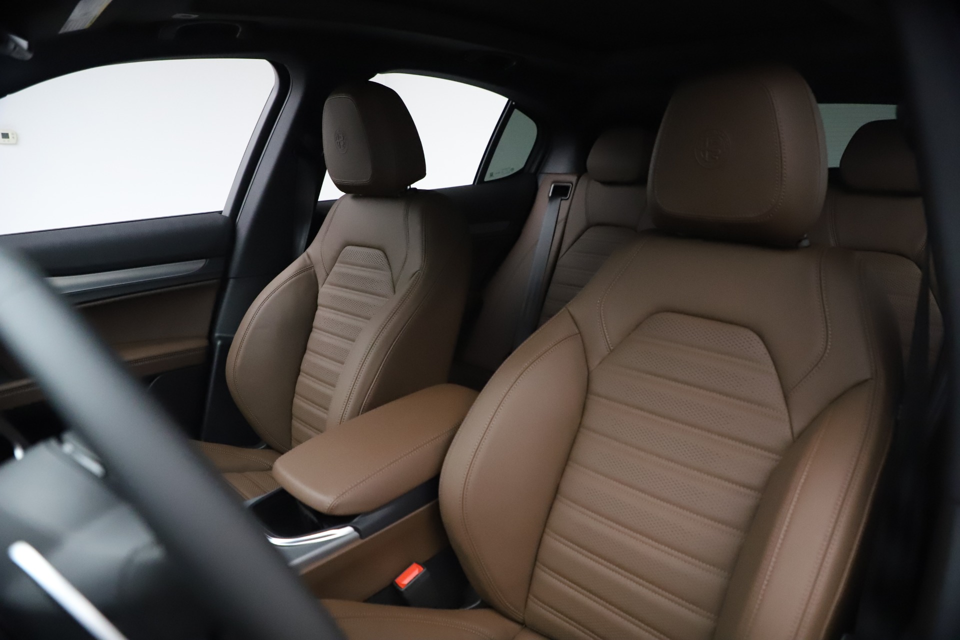 New 2021 Alfa Romeo Stelvio Ti Sport Q4 | St. Petersburg, FL