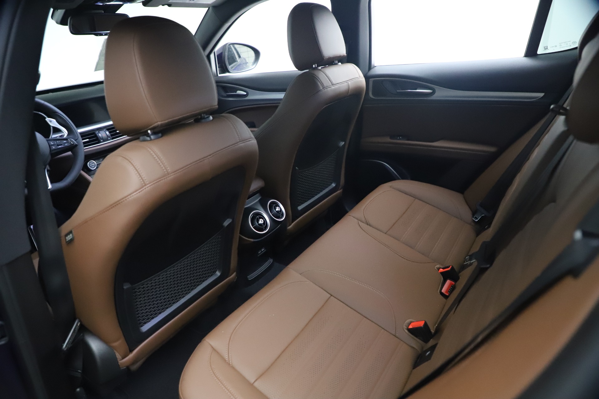 New 2021 Alfa Romeo Stelvio Ti Sport Q4 | St. Petersburg, FL