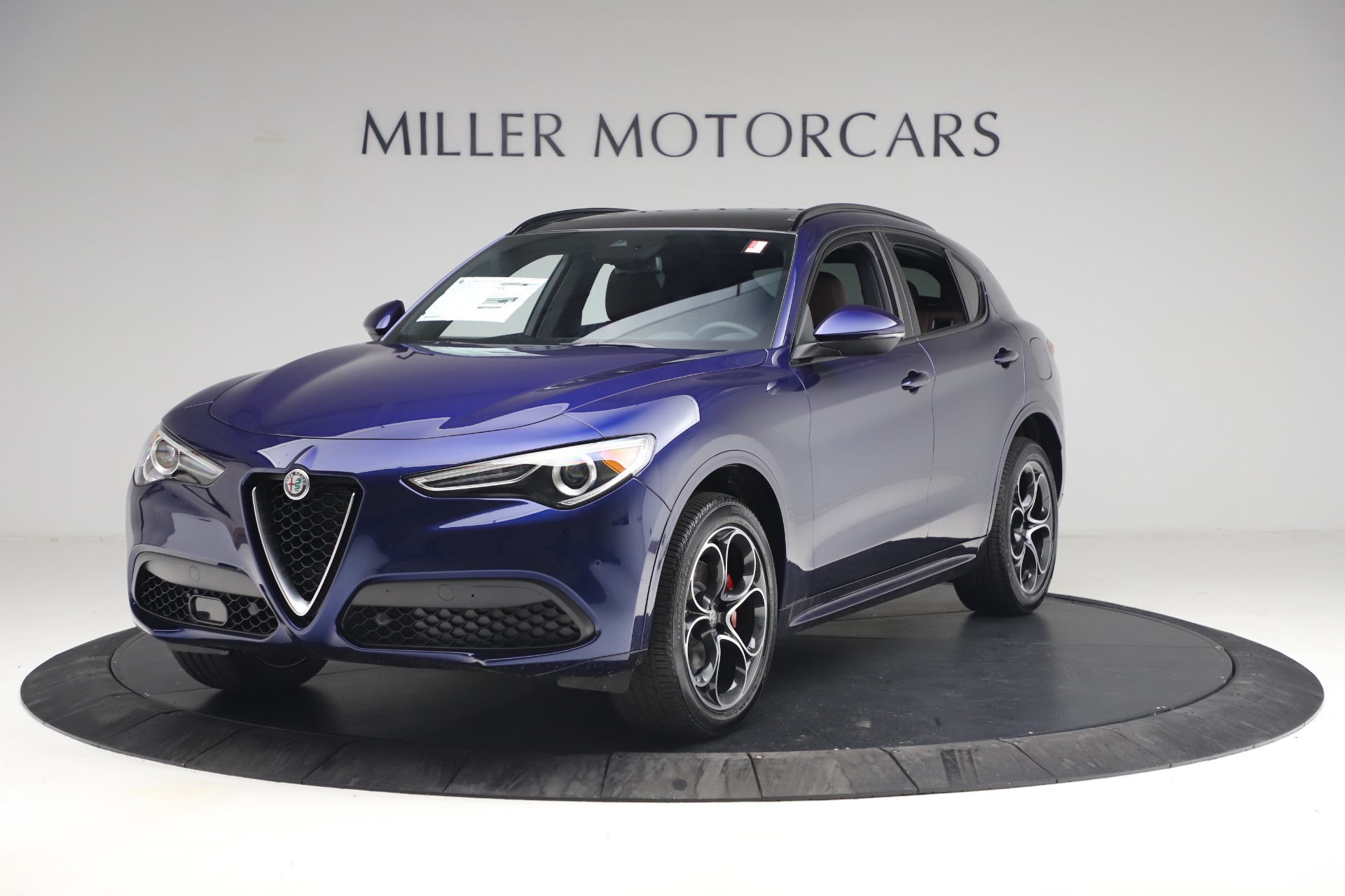 New 2021 Alfa Romeo Stelvio Ti Sport Q4 | St. Petersburg, FL