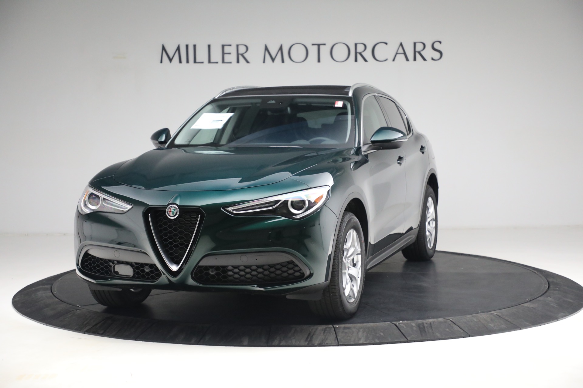 New 2021 Alfa Romeo Stelvio Q4 | St. Petersburg, FL