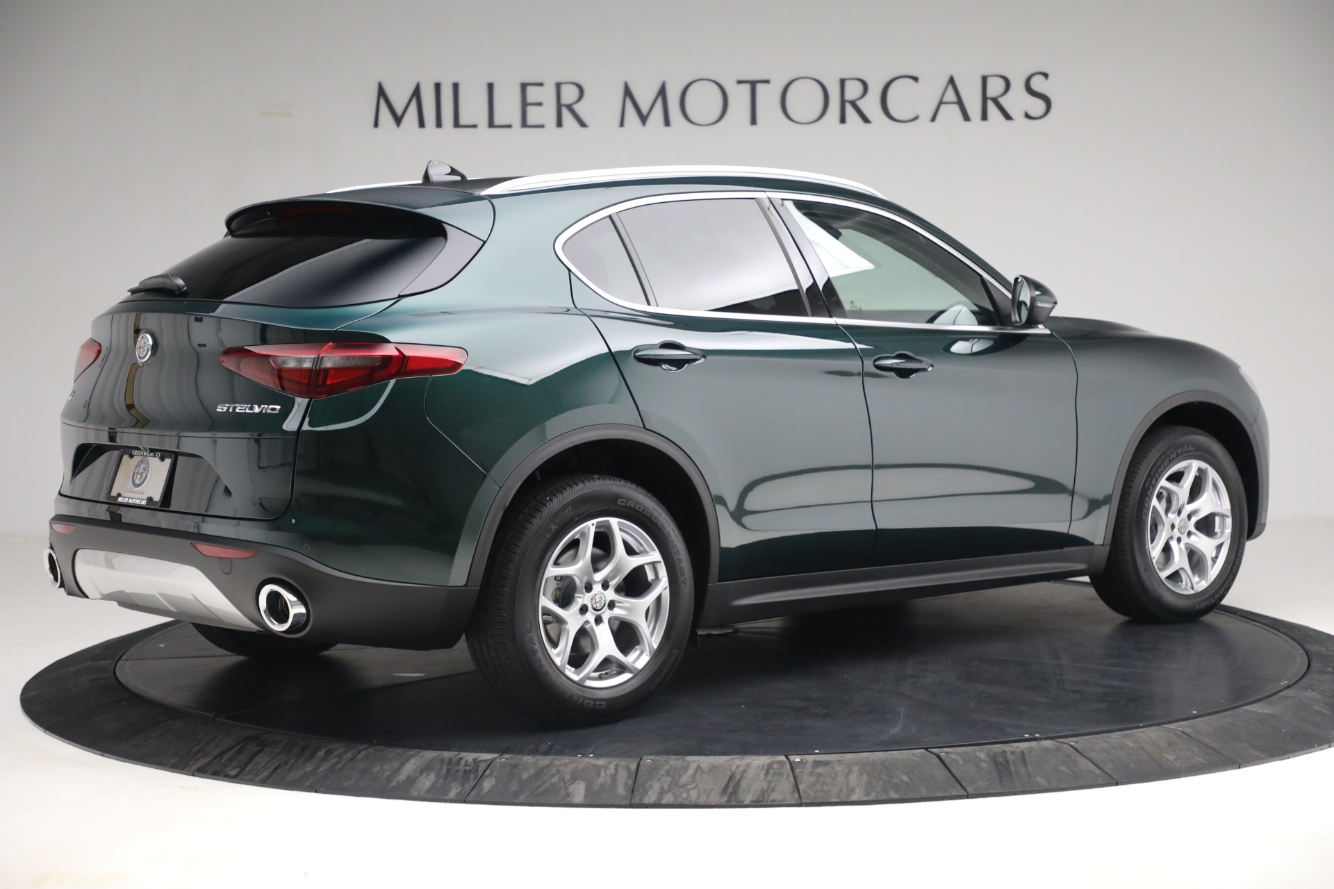 New 2021 Alfa Romeo Stelvio Q4 | St. Petersburg, FL