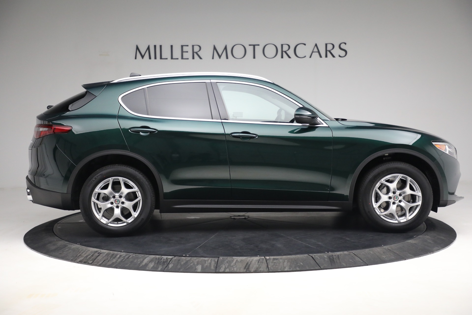 New 2021 Alfa Romeo Stelvio Q4 | St. Petersburg, FL