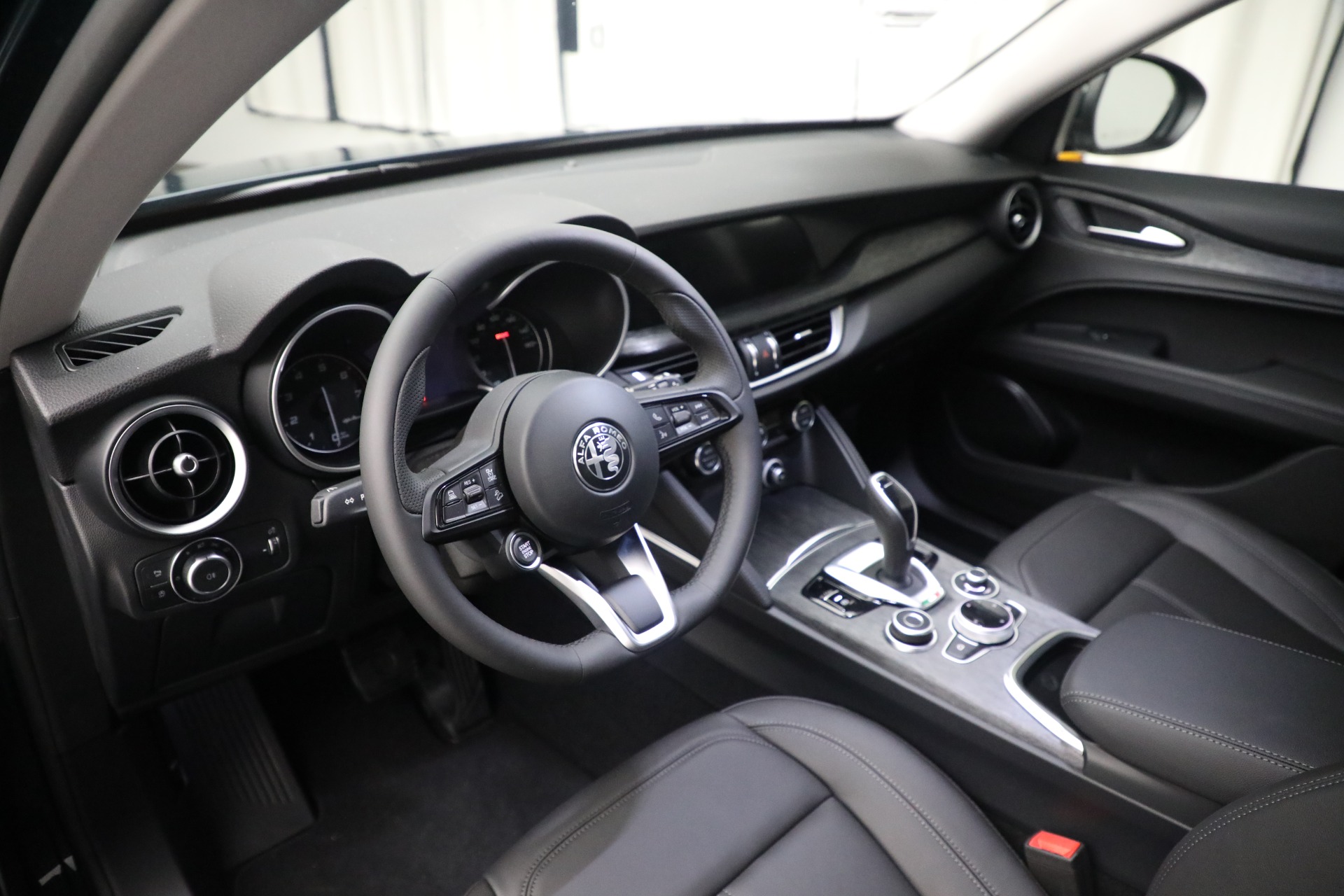 New 2021 Alfa Romeo Stelvio Q4 | St. Petersburg, FL