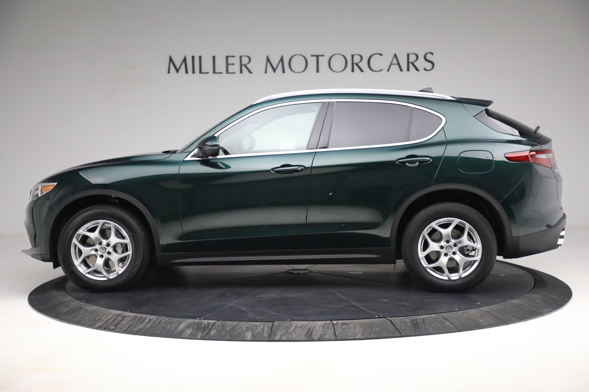 New 2021 Alfa Romeo Stelvio Q4 | St. Petersburg, FL