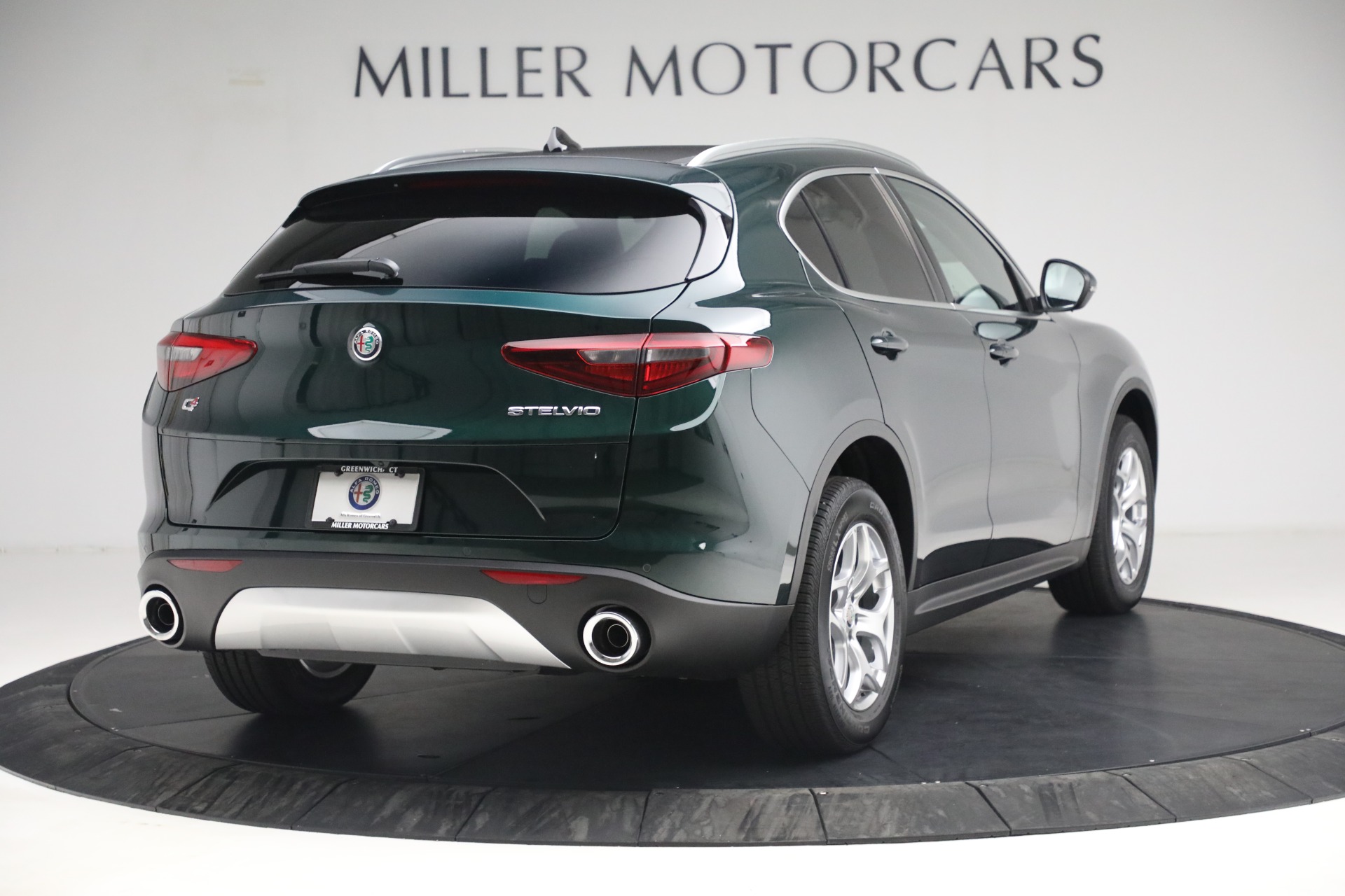 New 2021 Alfa Romeo Stelvio Q4 | St. Petersburg, FL