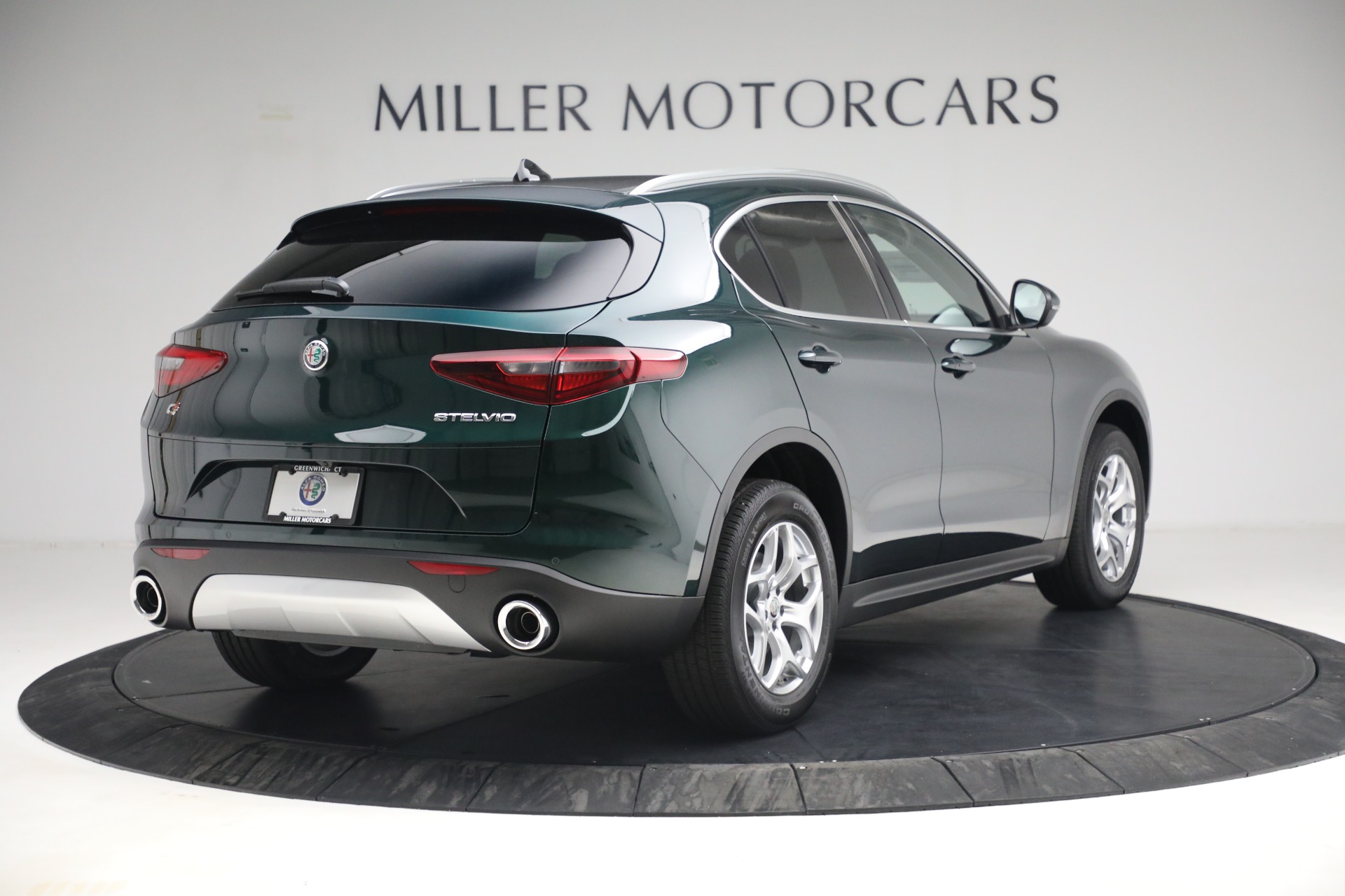 New 2021 Alfa Romeo Stelvio Q4 | St. Petersburg, FL