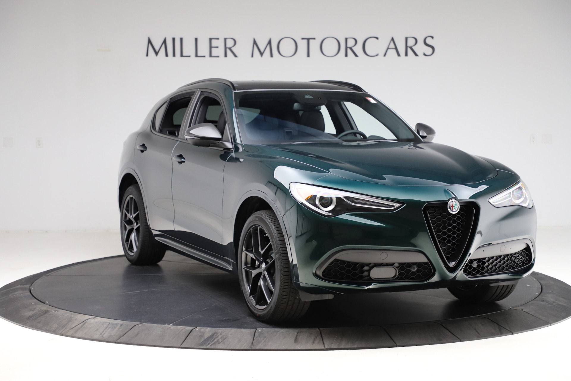 New 2021 Alfa Romeo Stelvio Ti Sport Q4 | St. Petersburg, FL