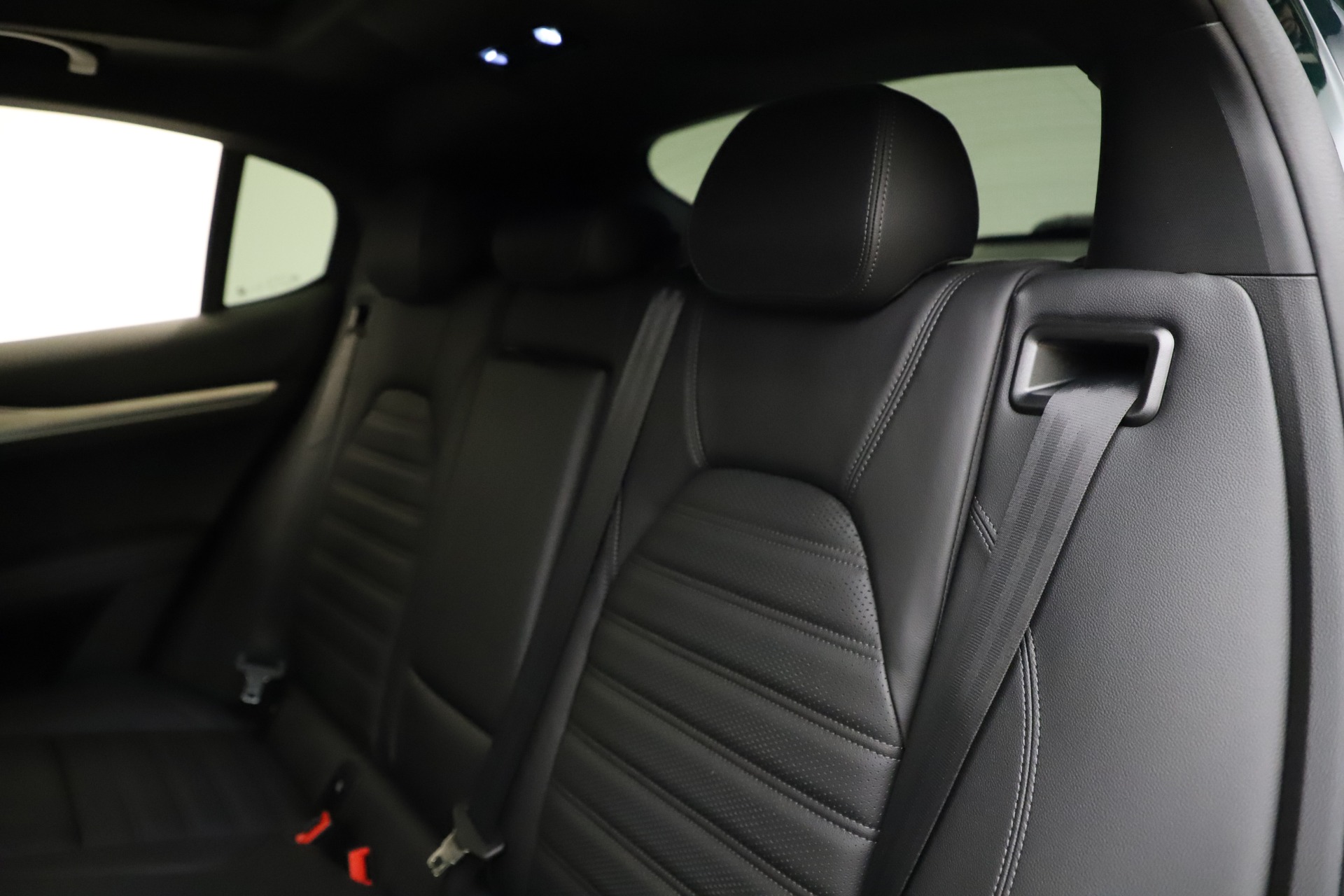 New 2021 Alfa Romeo Stelvio Ti Sport Q4 | St. Petersburg, FL