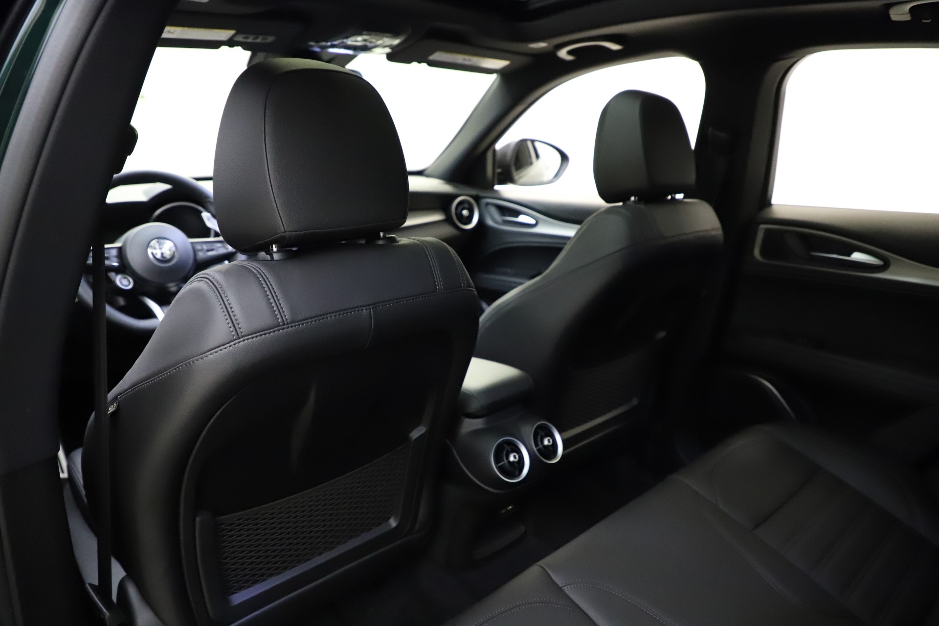 New 2021 Alfa Romeo Stelvio Ti Sport Q4 | St. Petersburg, FL
