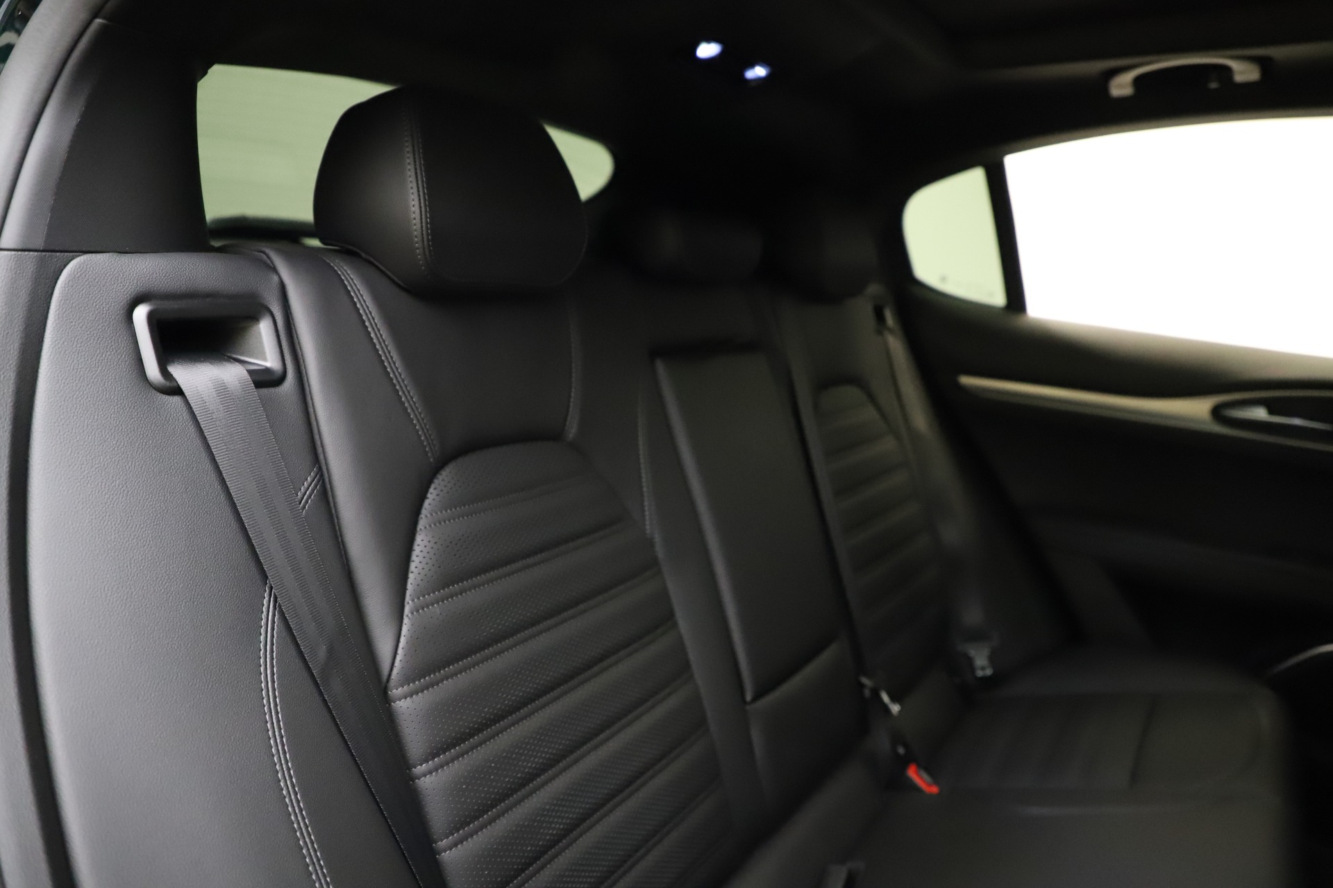 New 2021 Alfa Romeo Stelvio Ti Sport Q4 | St. Petersburg, FL