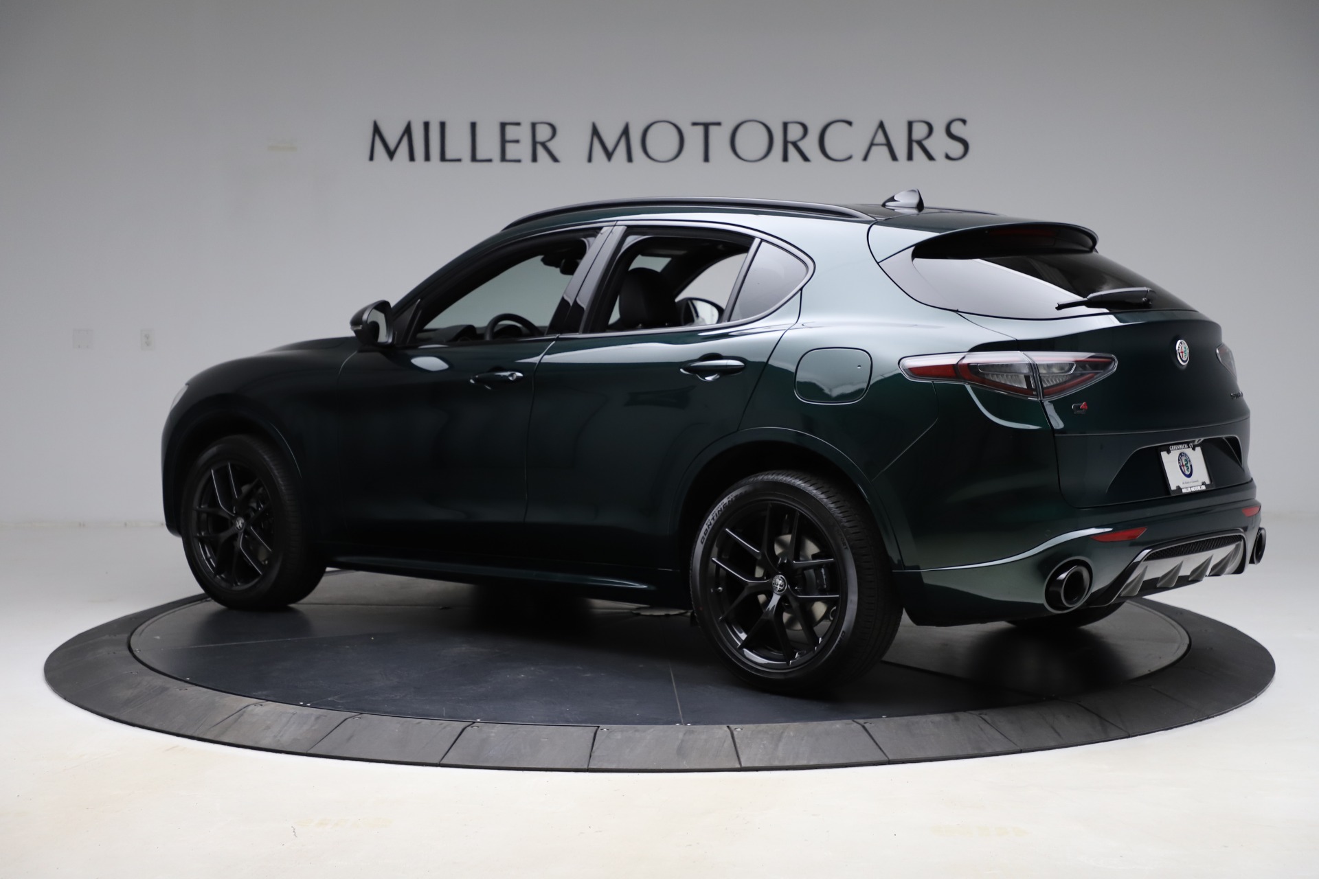 New 2021 Alfa Romeo Stelvio Ti Sport Q4 | St. Petersburg, FL