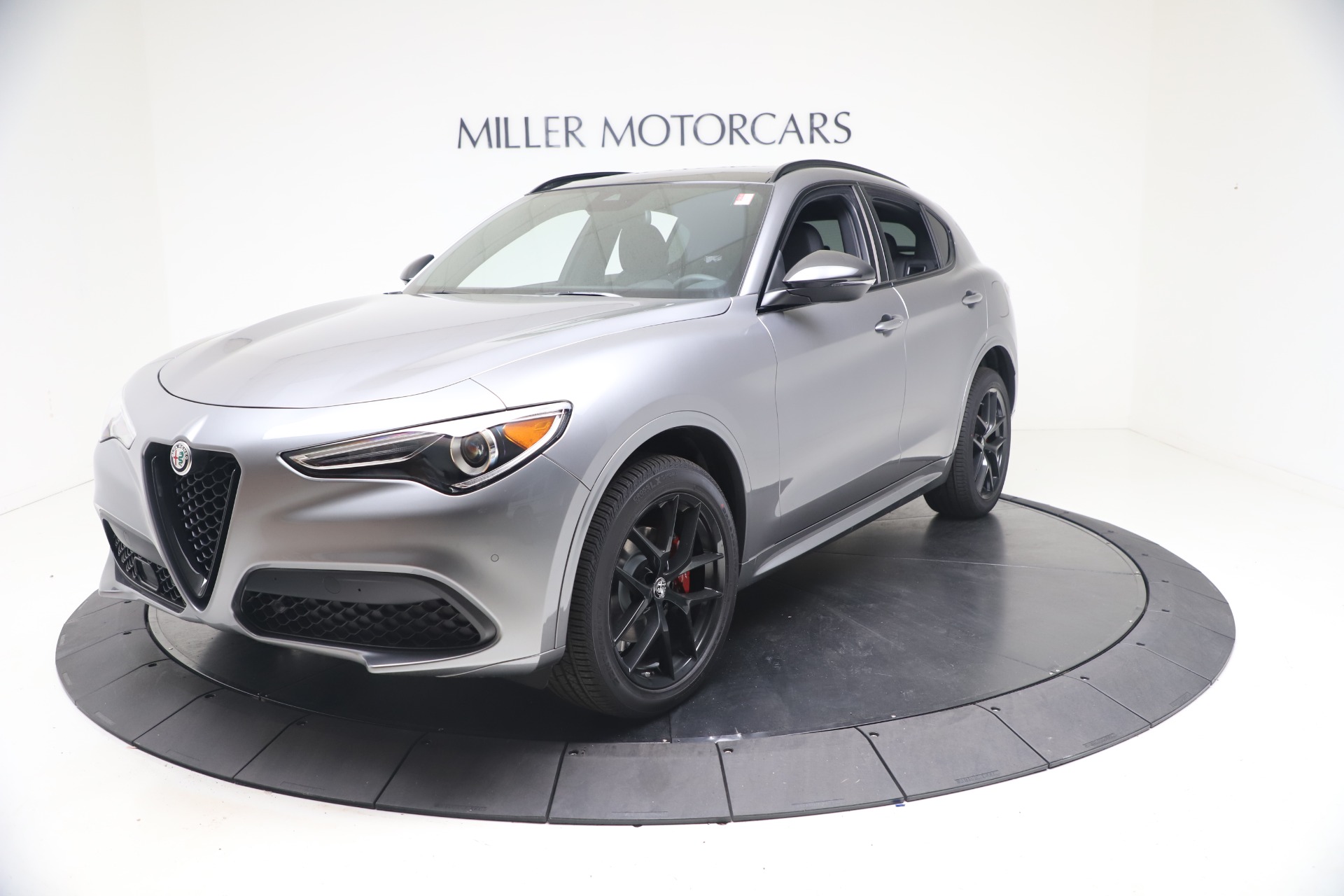 New 2021 Alfa Romeo Stelvio Ti Sport Q4 | St. Petersburg, FL