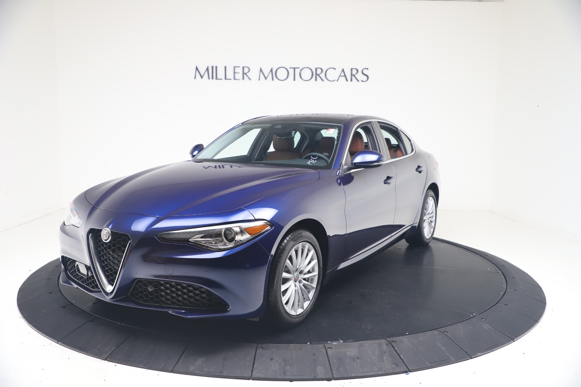 New 2021 Alfa Romeo Giulia Q4 | St. Petersburg, FL