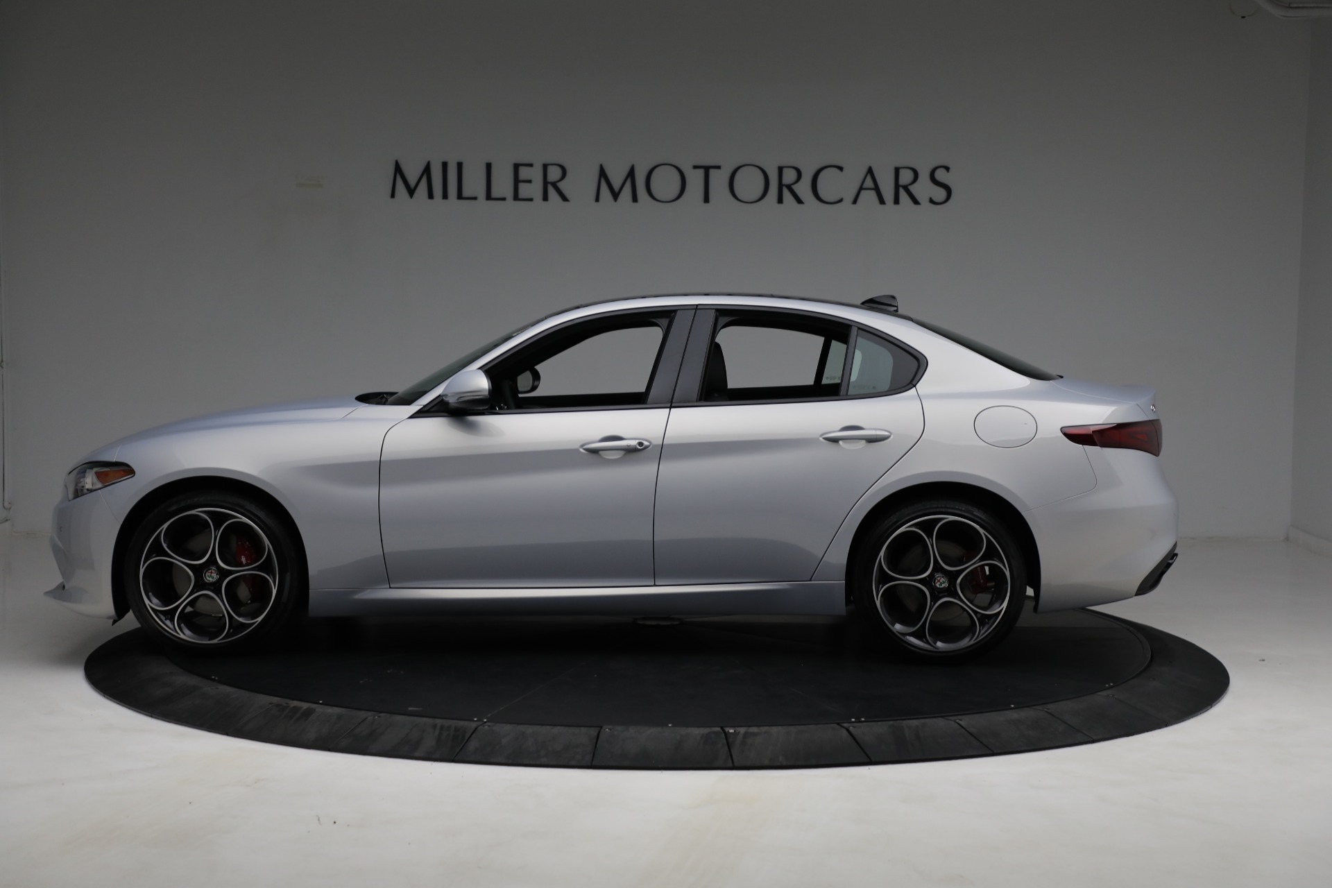 New 2021 Alfa Romeo Giulia Ti Sport Q4 | St. Petersburg, FL