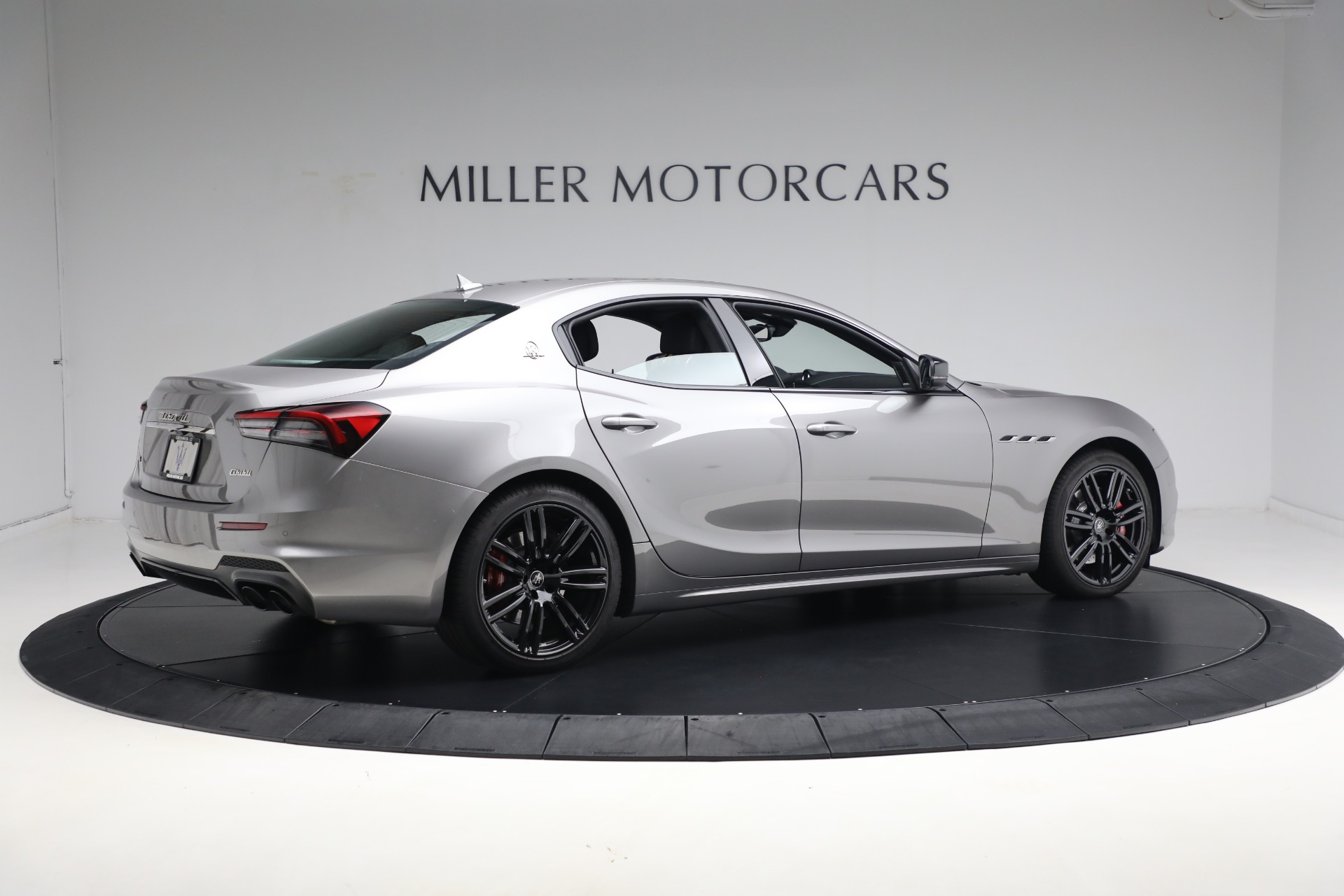 New 2021 Maserati Ghibli S Q4 | St. Petersburg, FL