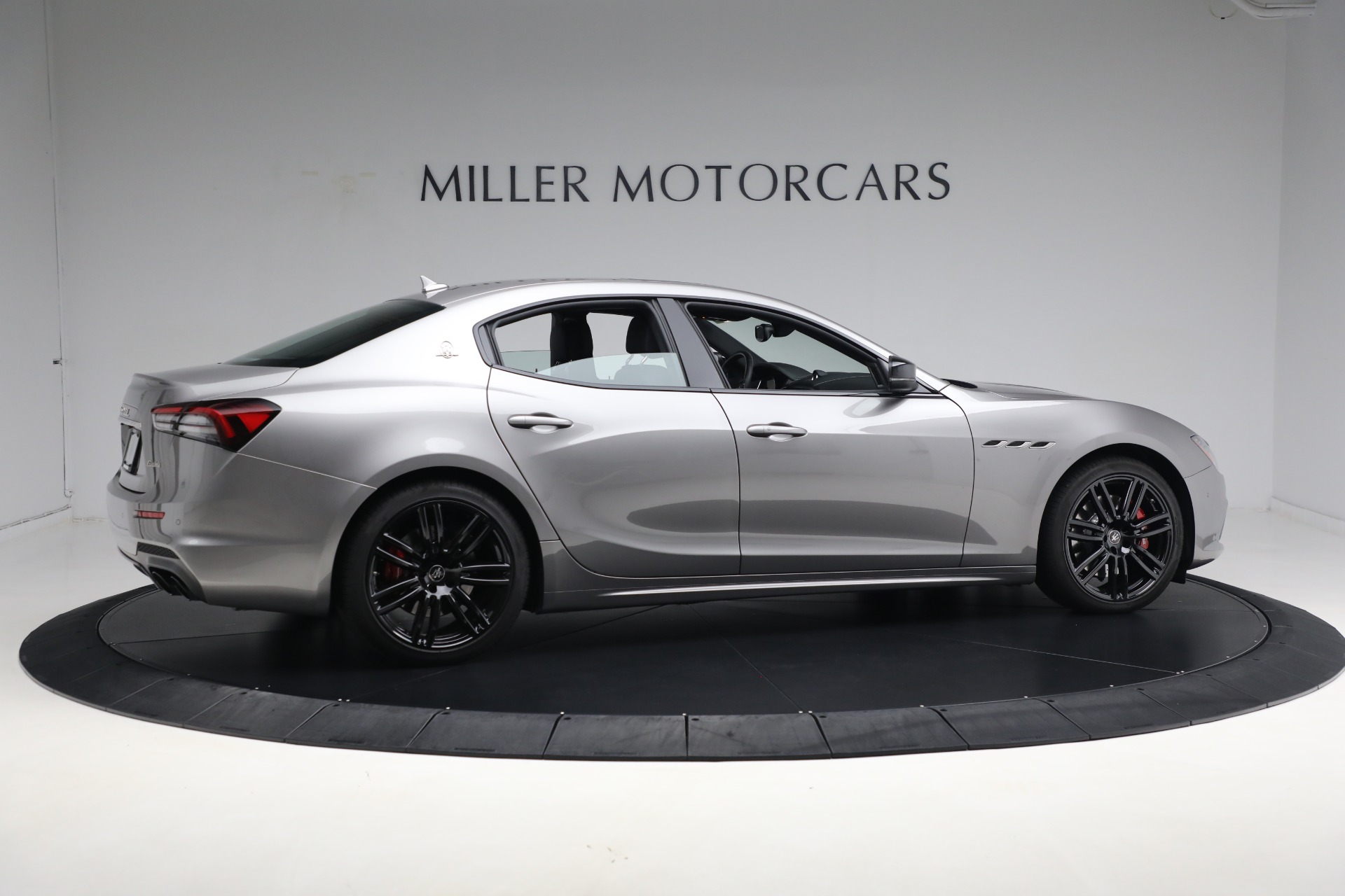 New 2021 Maserati Ghibli S Q4 | St. Petersburg, FL