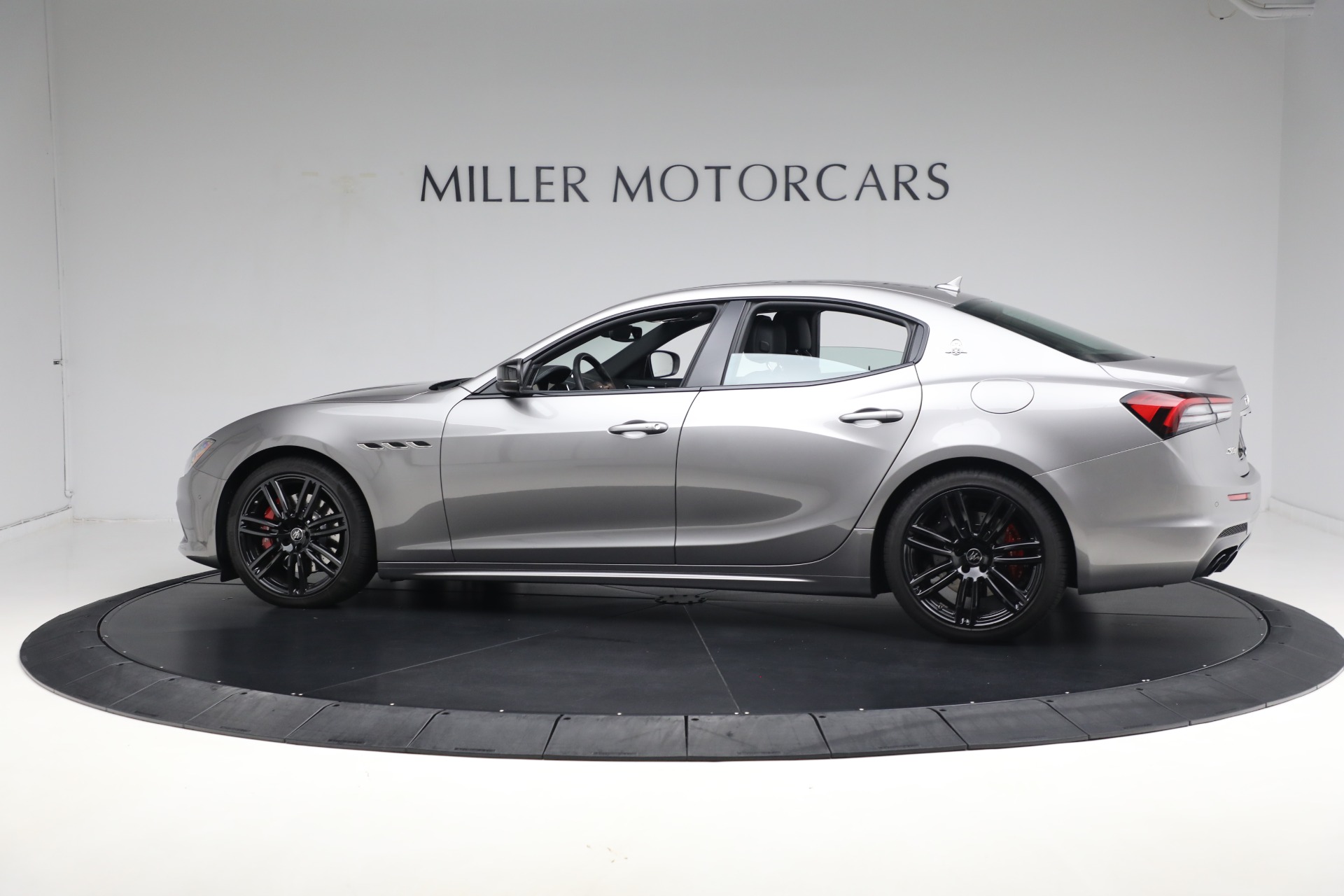 New 2021 Maserati Ghibli S Q4 | St. Petersburg, FL