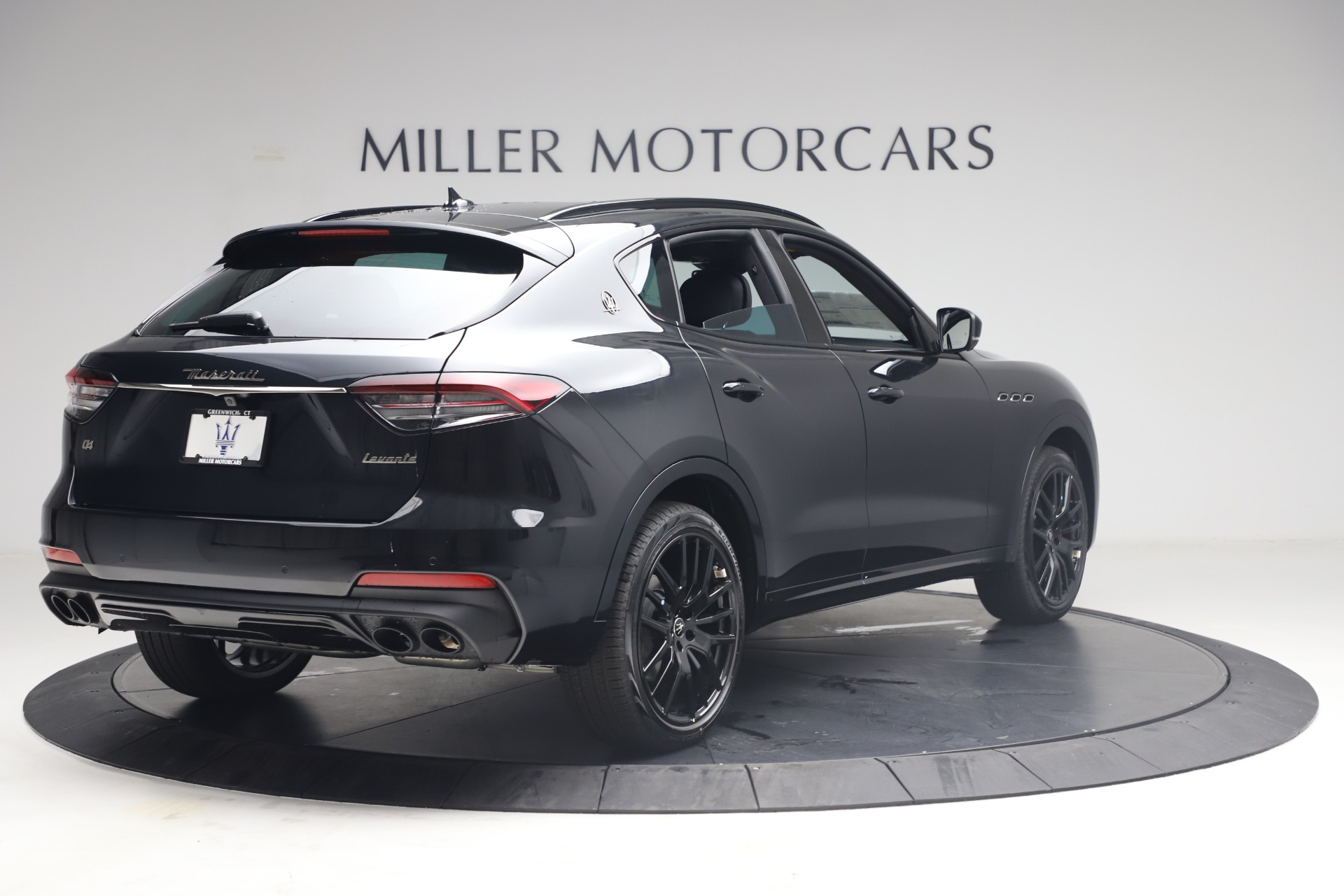 New 2021 Maserati Levante Q4 | St. Petersburg, FL