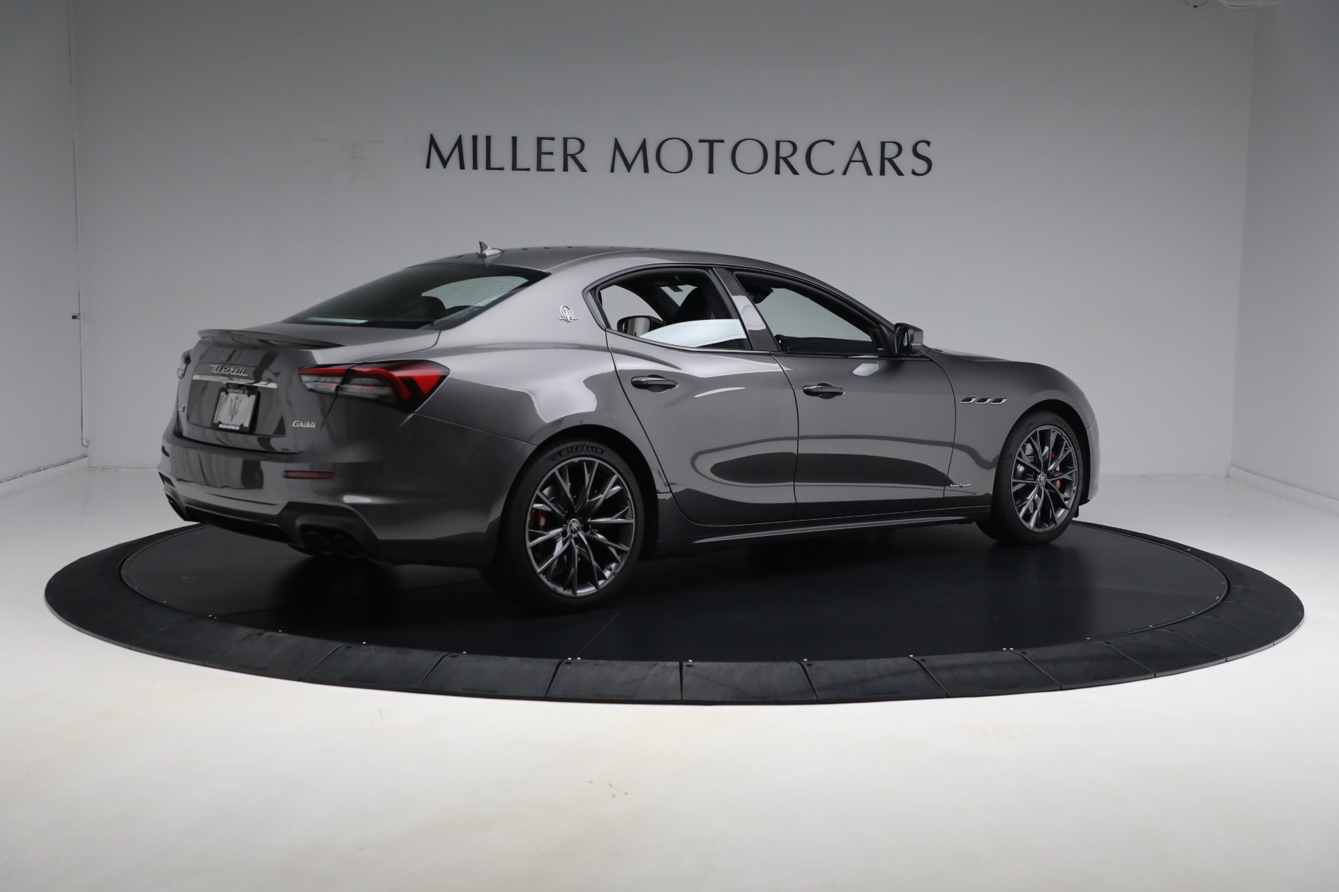 New 2021 Maserati Ghibli S Q4 GranSport | St. Petersburg, FL