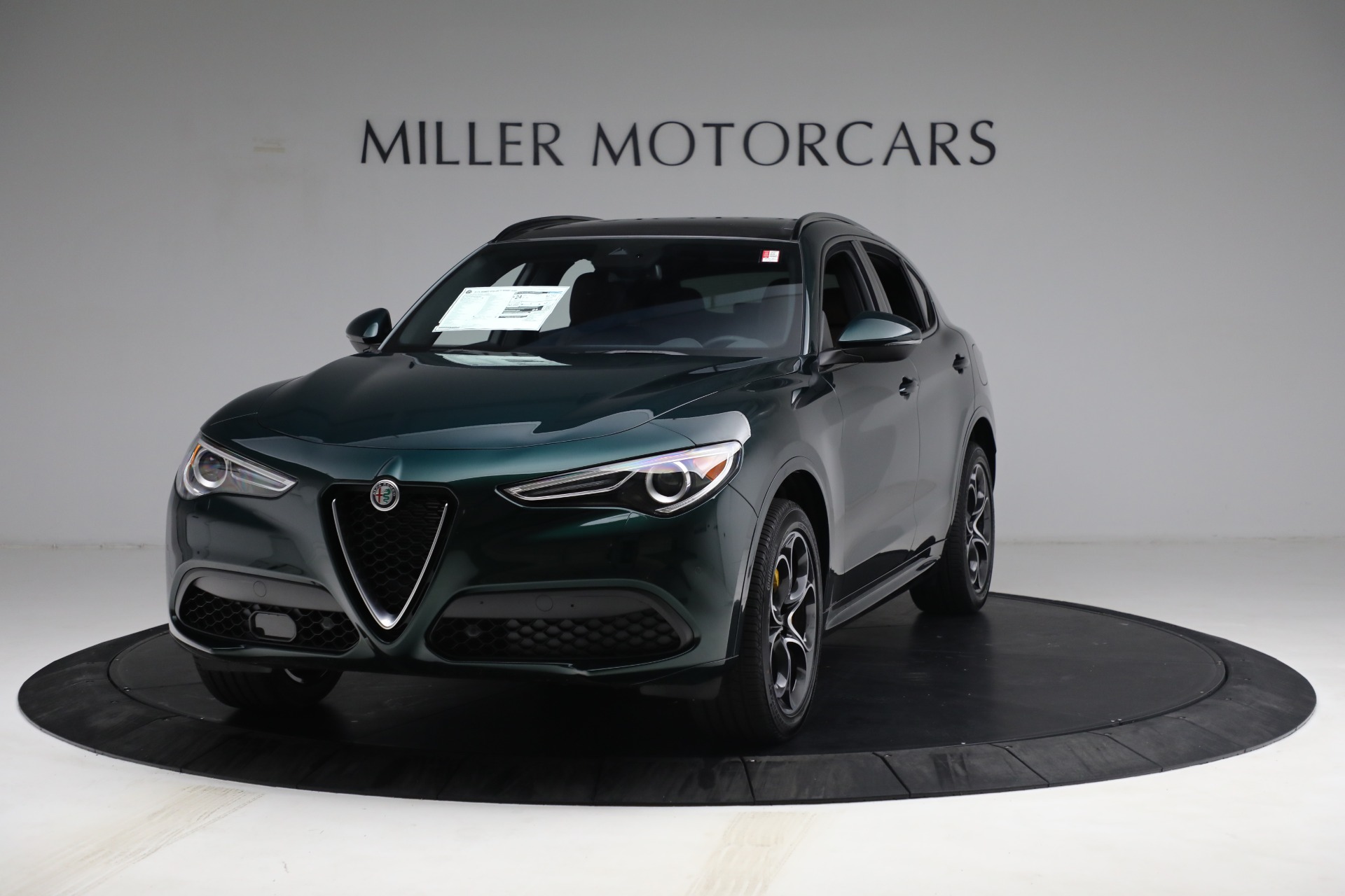New 2021 Alfa Romeo Stelvio Ti Sport Q4 | St. Petersburg, FL