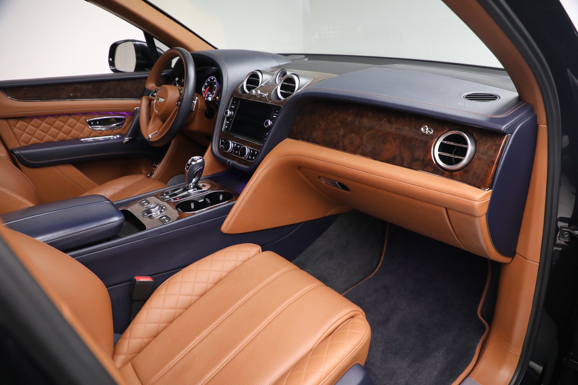 Used 2018 Bentley Bentayga W12 Signature | St. Petersburg, FL