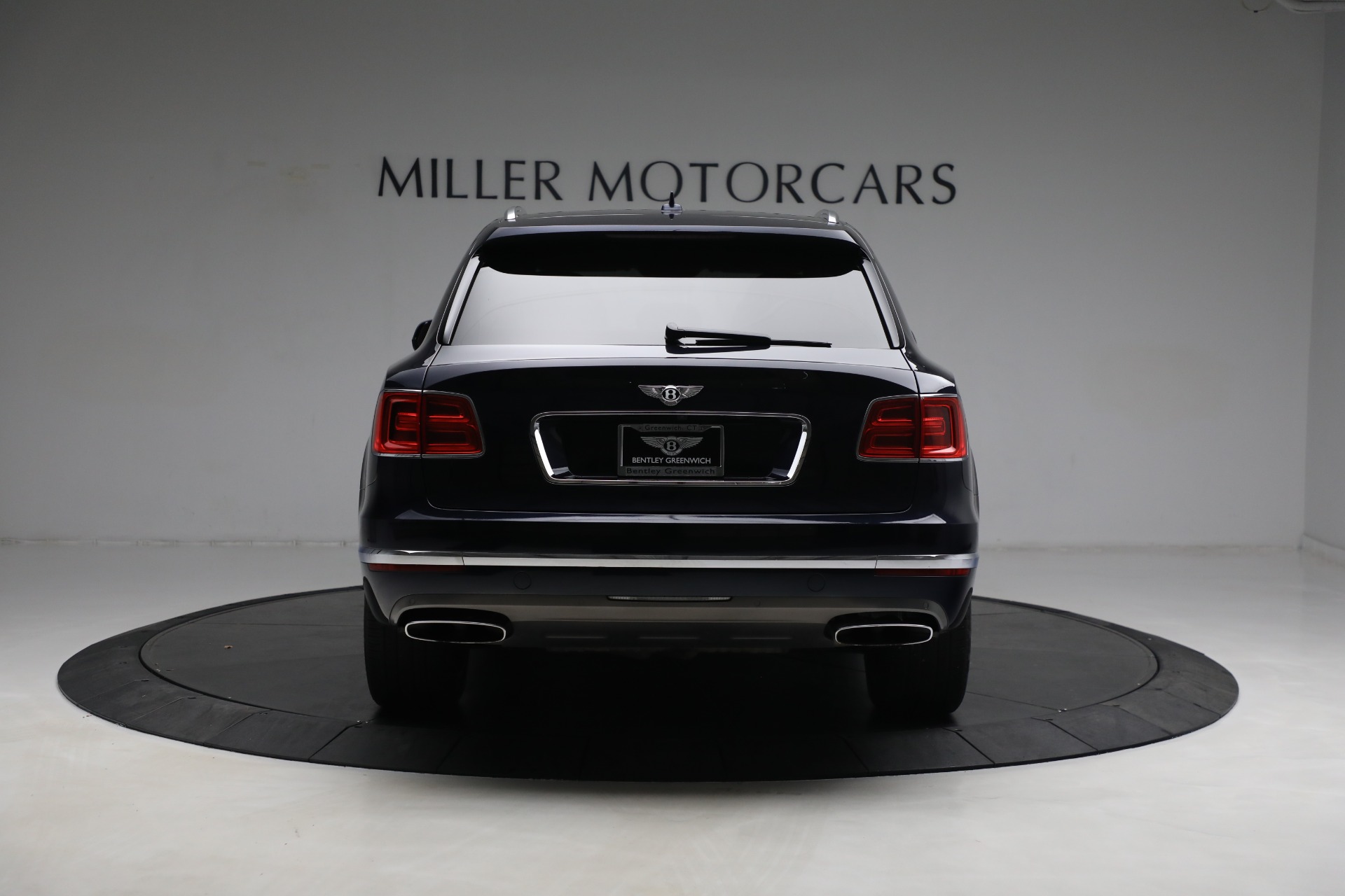 Used 2018 Bentley Bentayga W12 Signature | St. Petersburg, FL