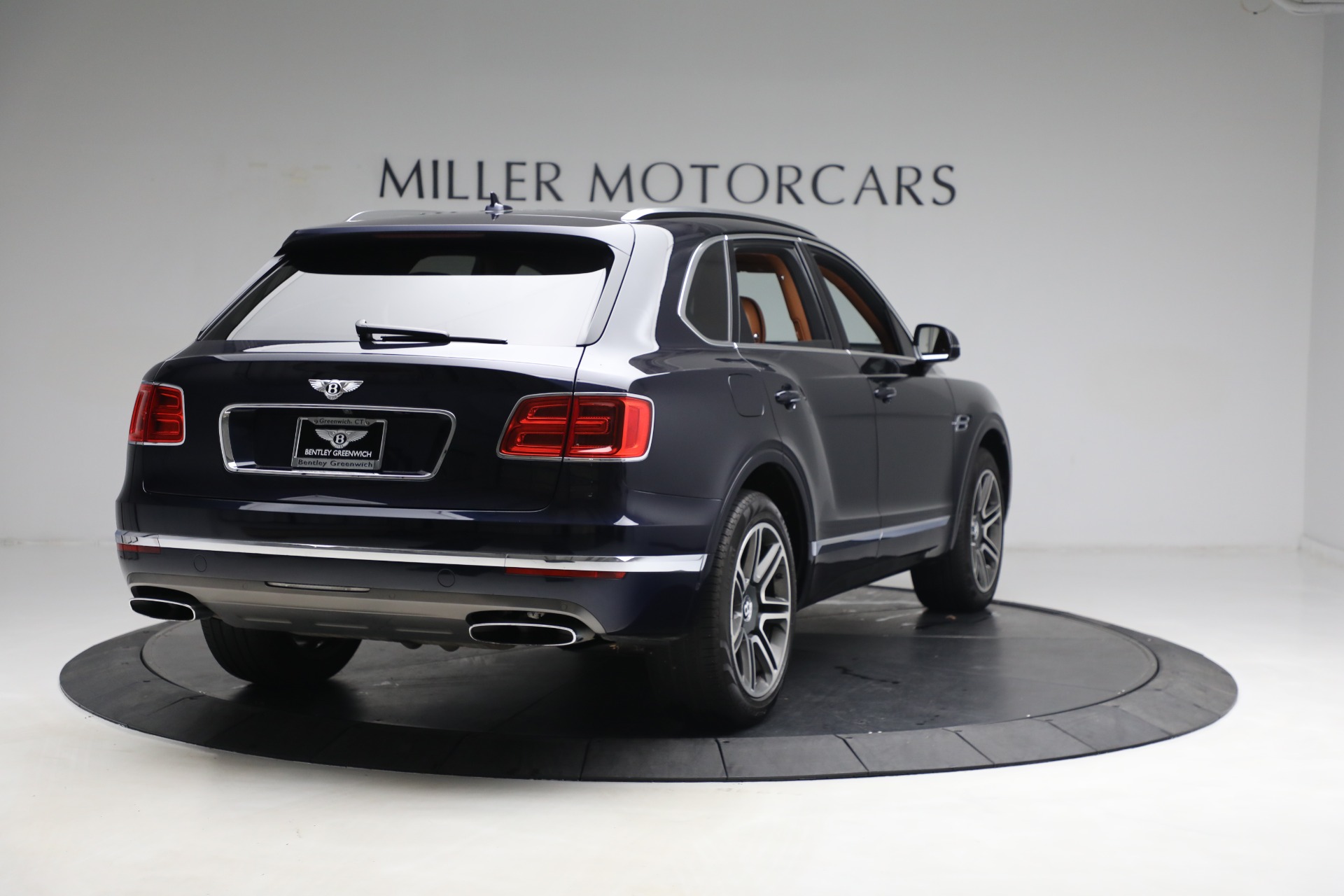 Used 2018 Bentley Bentayga W12 Signature | St. Petersburg, FL
