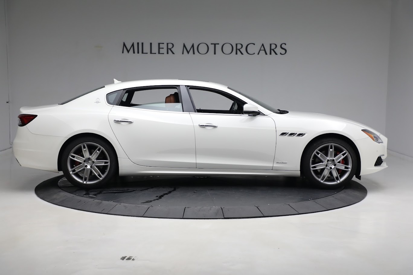 New 2021 Maserati Quattroporte S Q4 GranLusso | St. Petersburg, FL