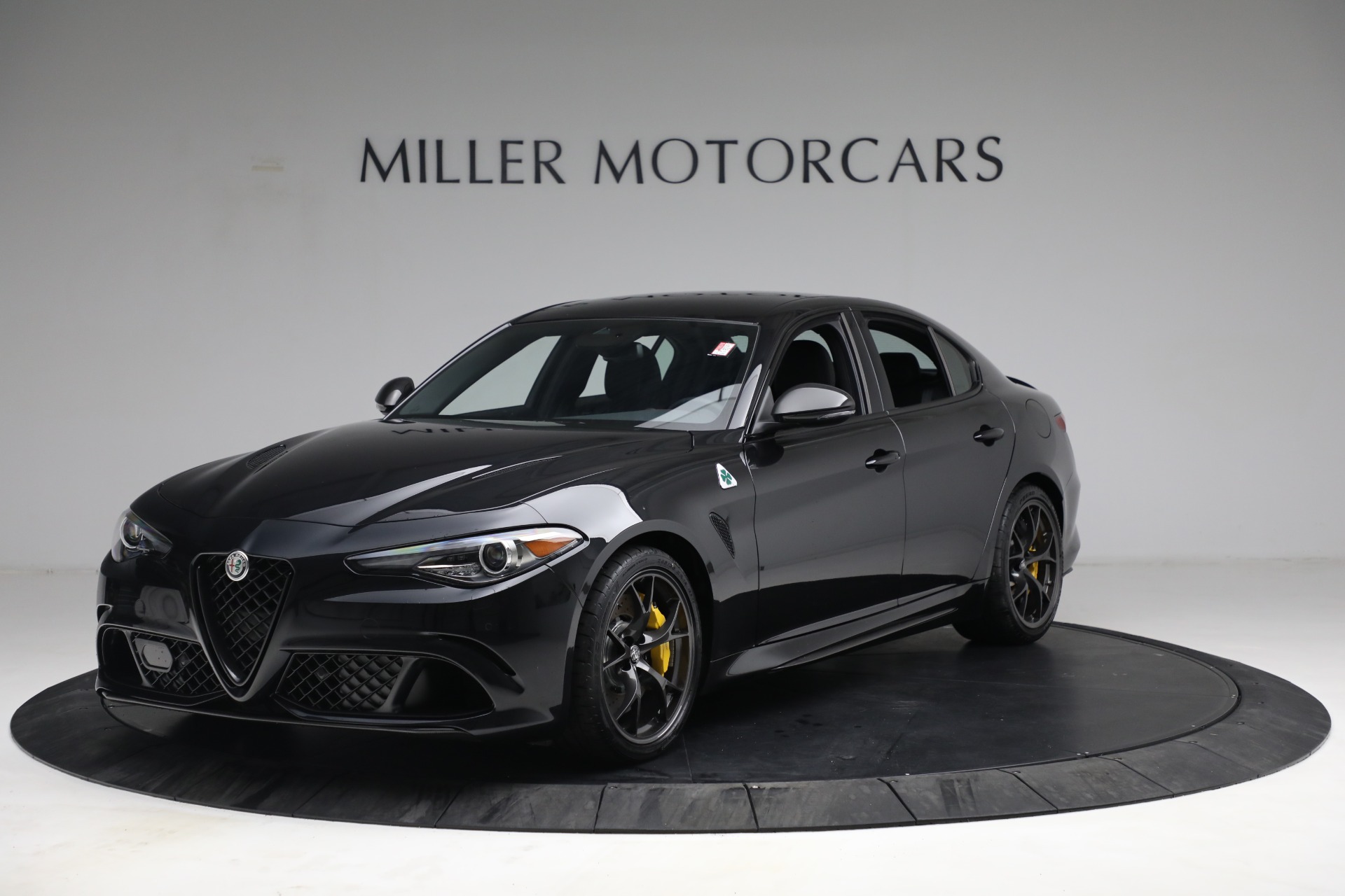 New 2021 Alfa Romeo Giulia Quadrifoglio | St. Petersburg, FL