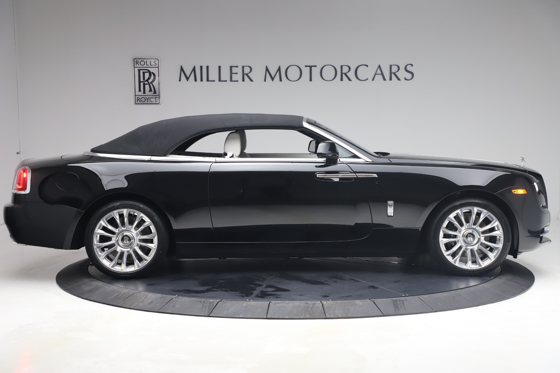 New 2021 Rolls-Royce Dawn | St. Petersburg, FL