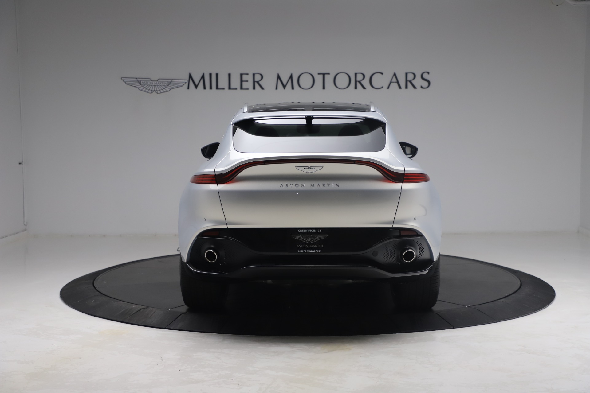 New 2021 Aston Martin DBX | St. Petersburg, FL