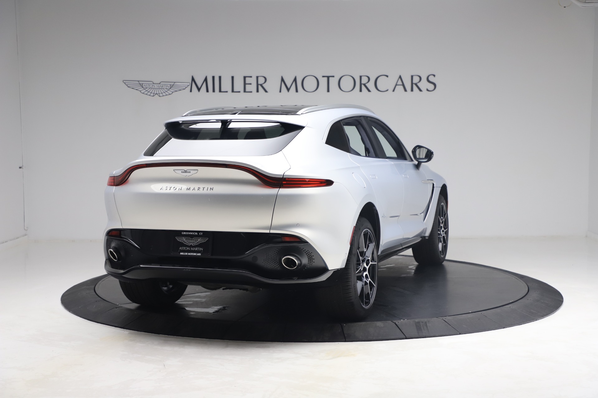 New 2021 Aston Martin DBX | St. Petersburg, FL