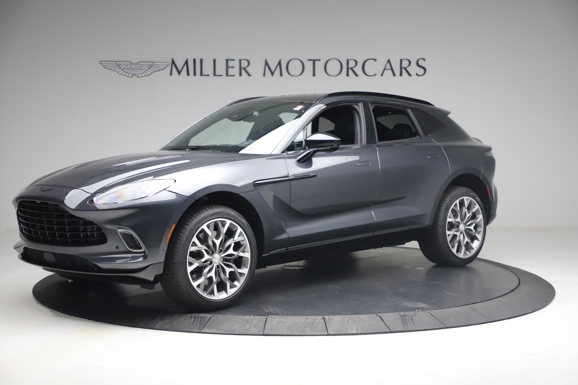 New 2021 Aston Martin DBX | St. Petersburg, FL