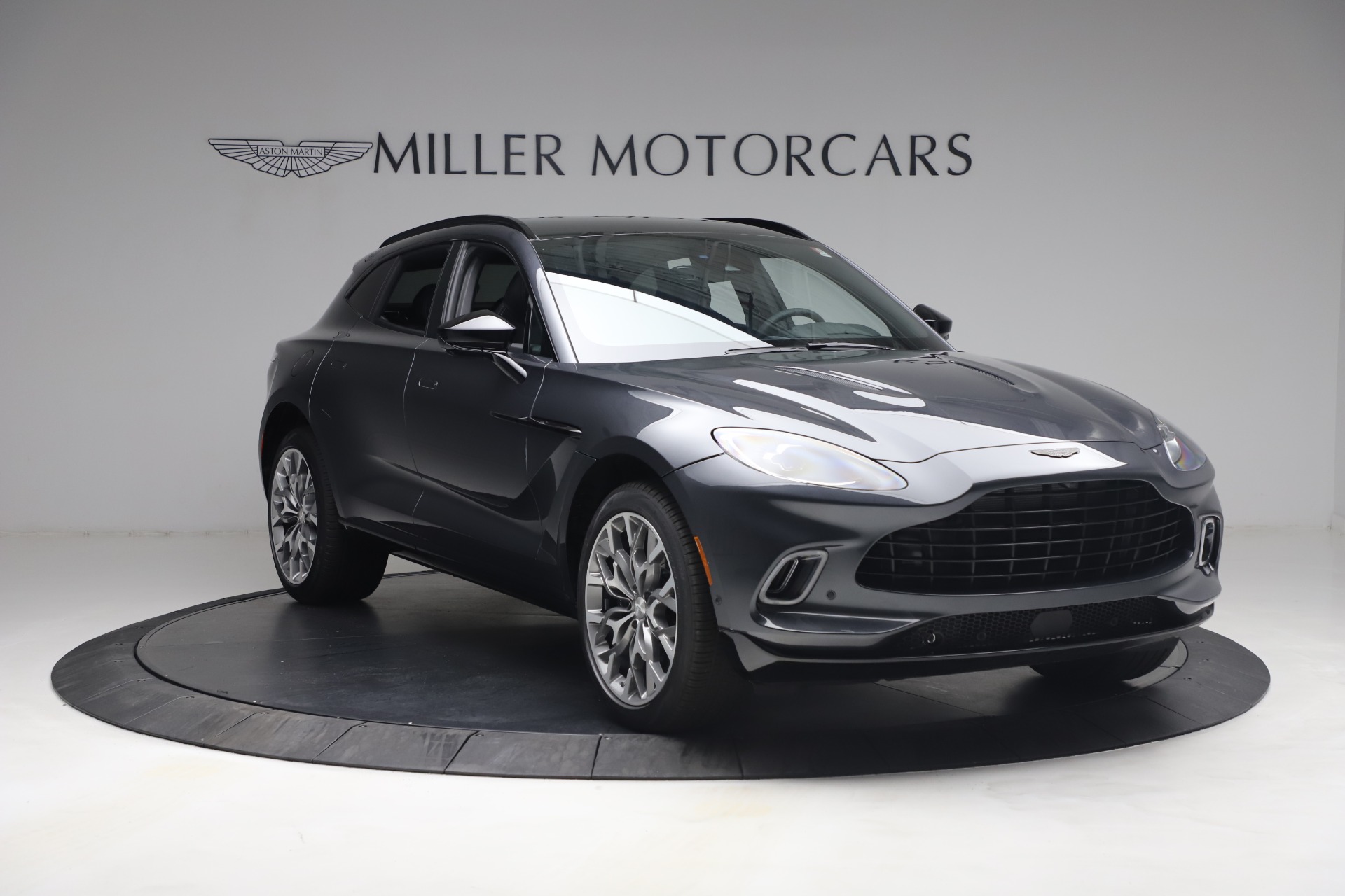 Used 2021 Aston Martin DBX | St. Petersburg, FL