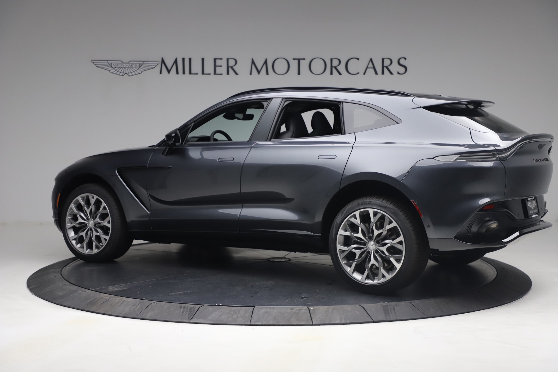 Used 2021 Aston Martin DBX | St. Petersburg, FL