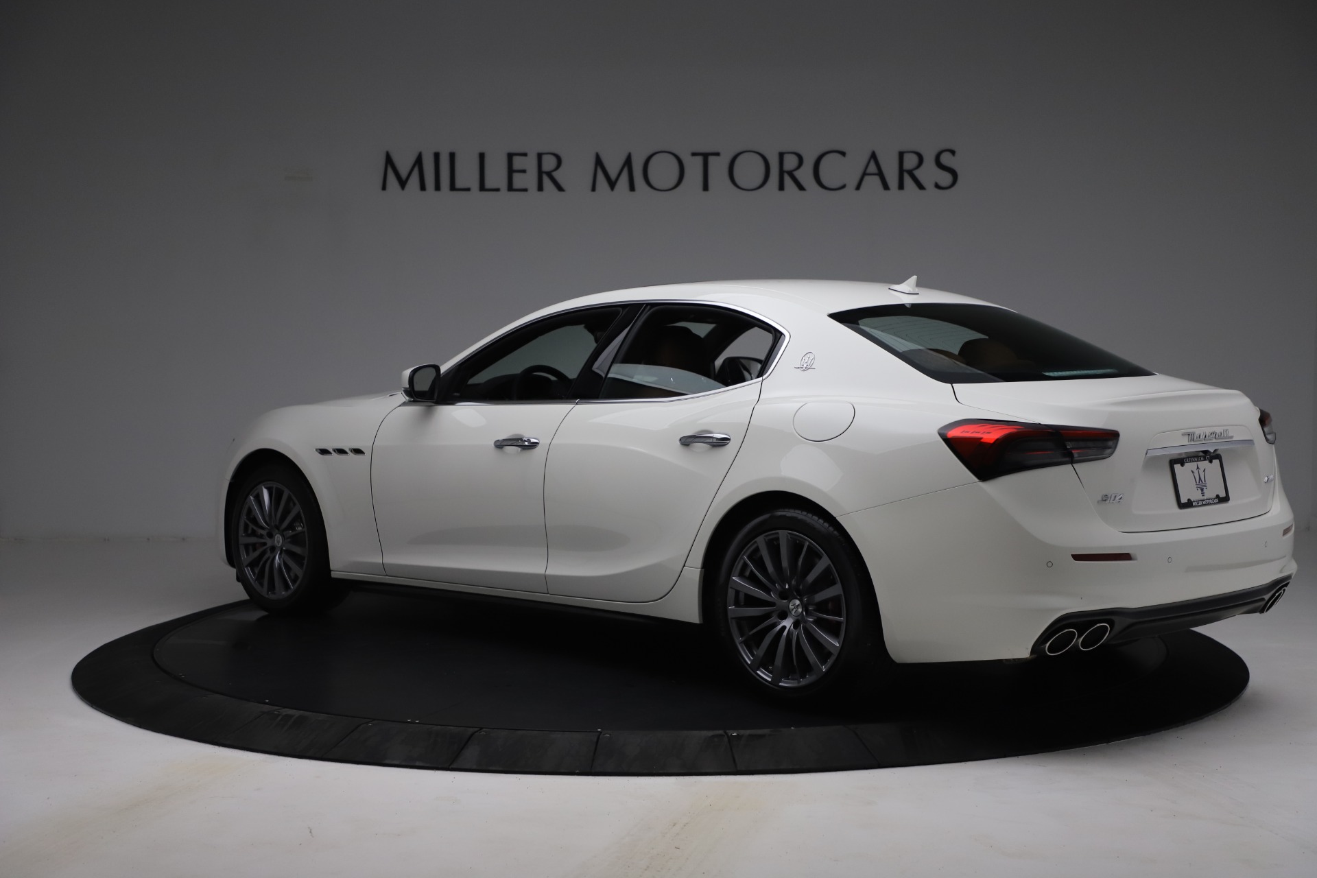 New 2021 Maserati Ghibli SQ4 | St. Petersburg, FL