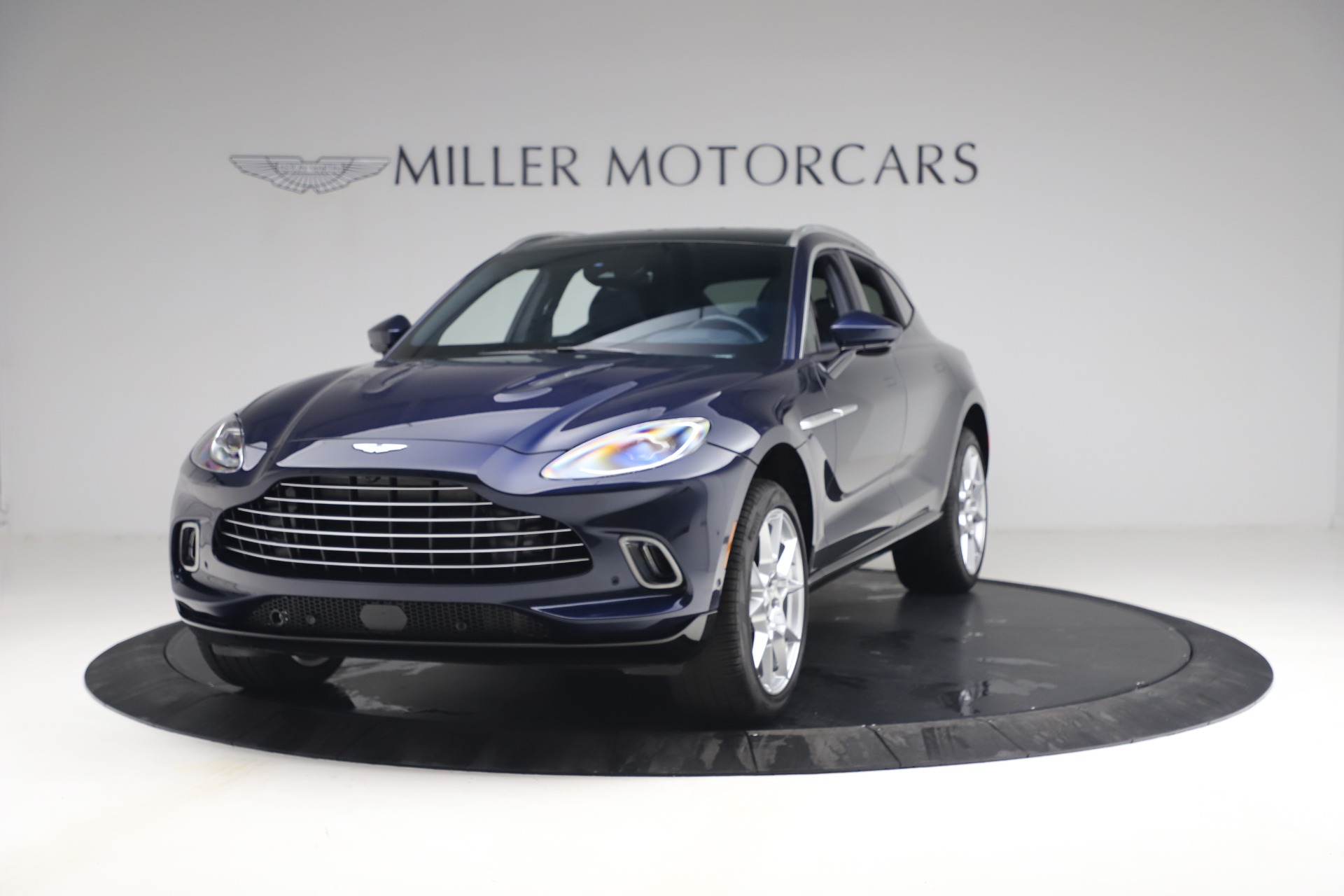 New 2021 Aston Martin DBX | St. Petersburg, FL