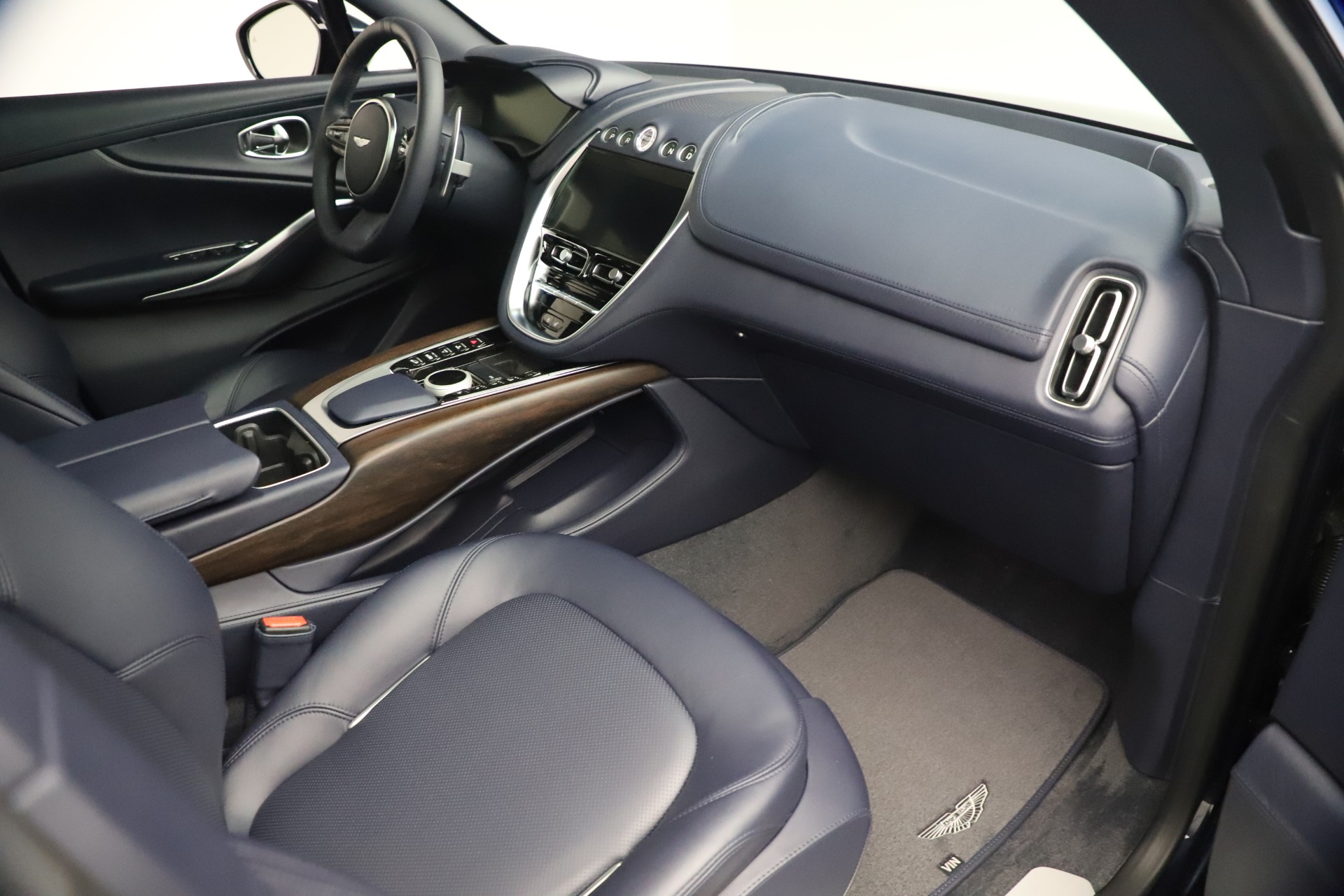 New 2021 Aston Martin DBX | St. Petersburg, FL