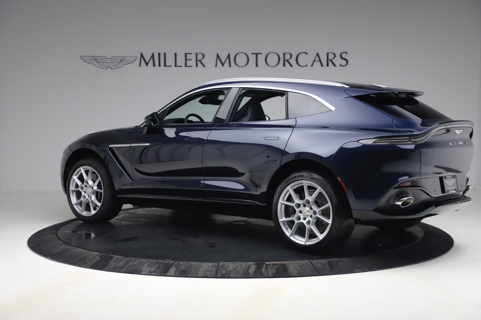 New 2021 Aston Martin DBX | St. Petersburg, FL