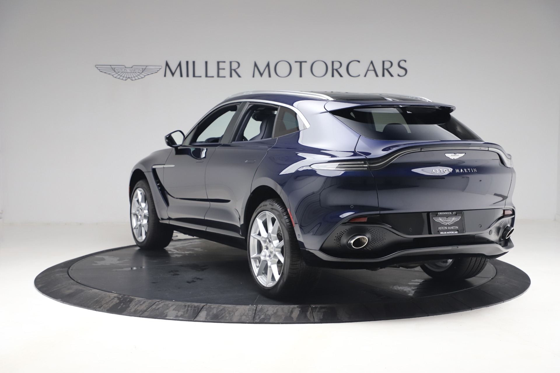 New 2021 Aston Martin DBX | St. Petersburg, FL