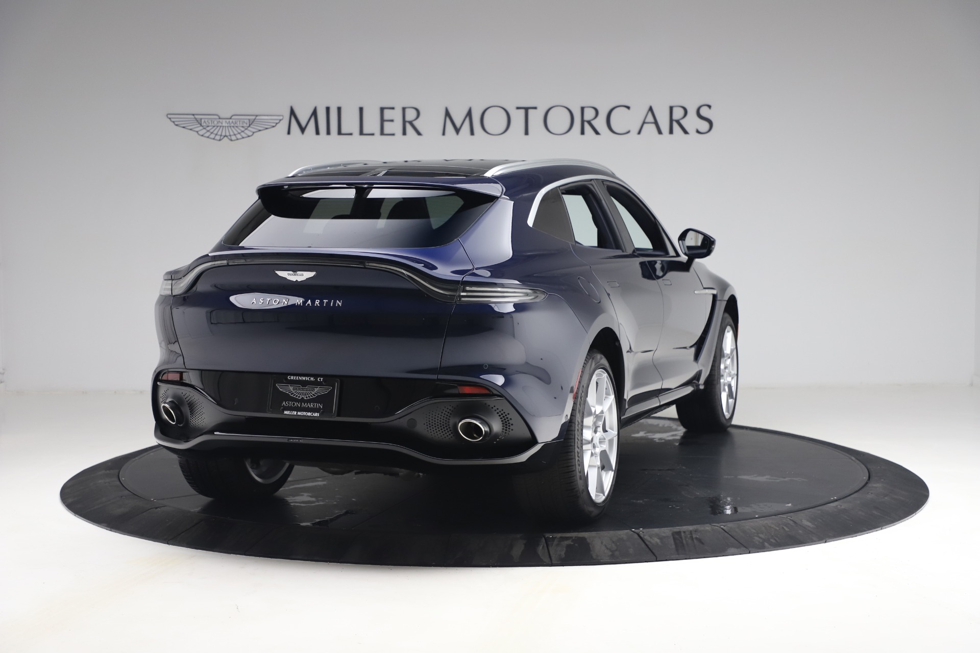 New 2021 Aston Martin DBX | St. Petersburg, FL
